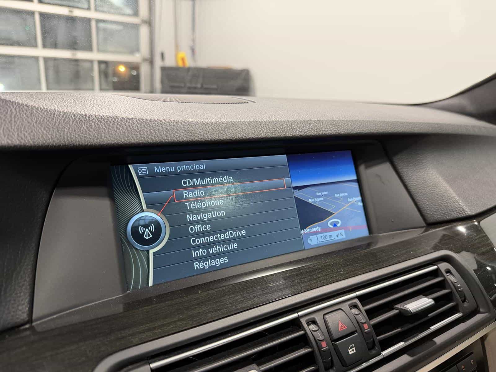 Image 21 BMW 5 550i xDrive 2011