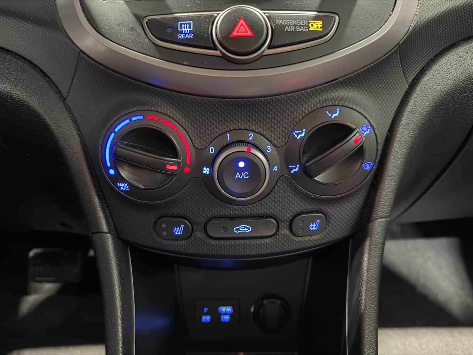 2017 Hyundai Accent GL - Image 15