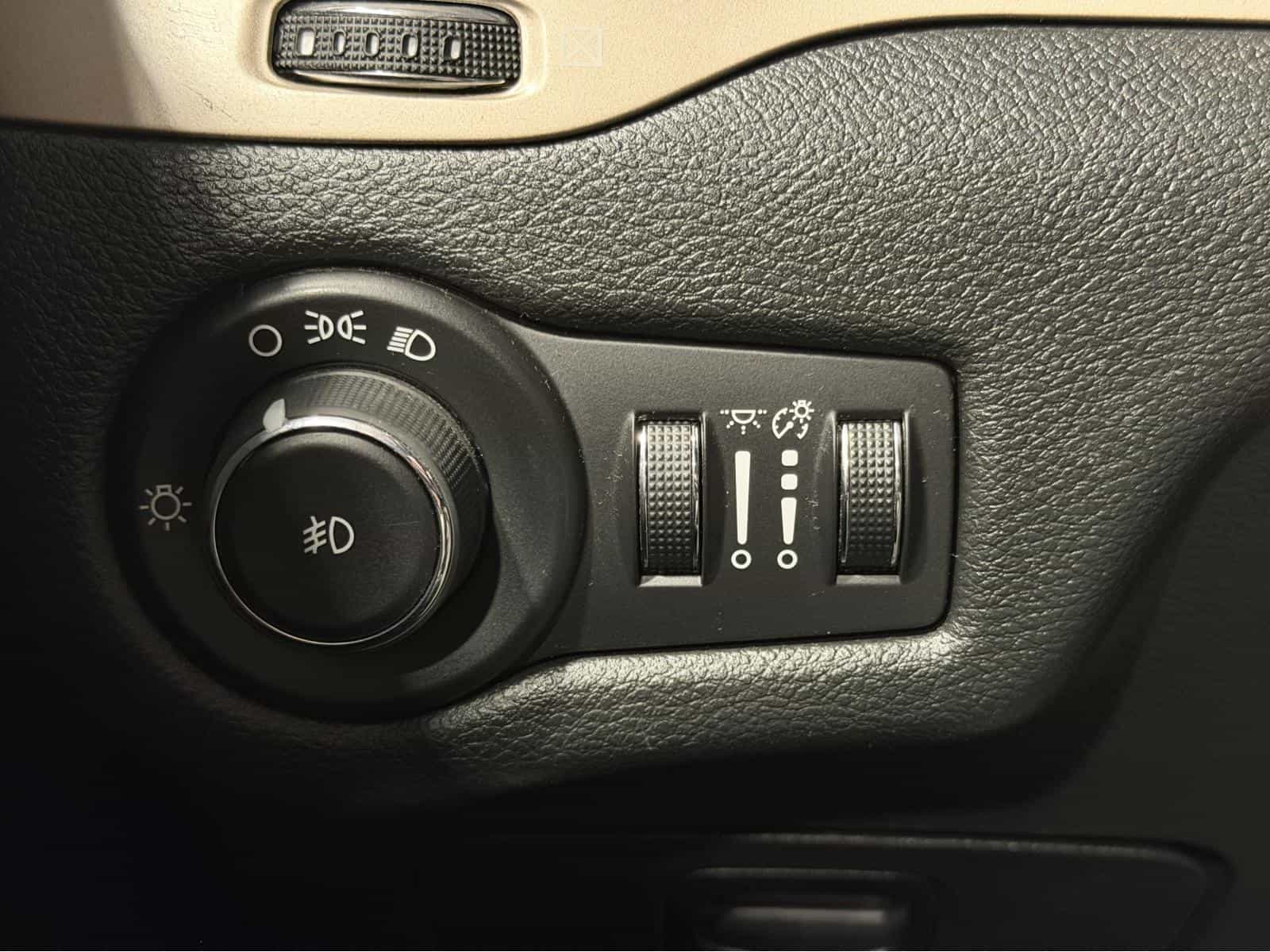 Image 12 Jeep Cherokee North 2014