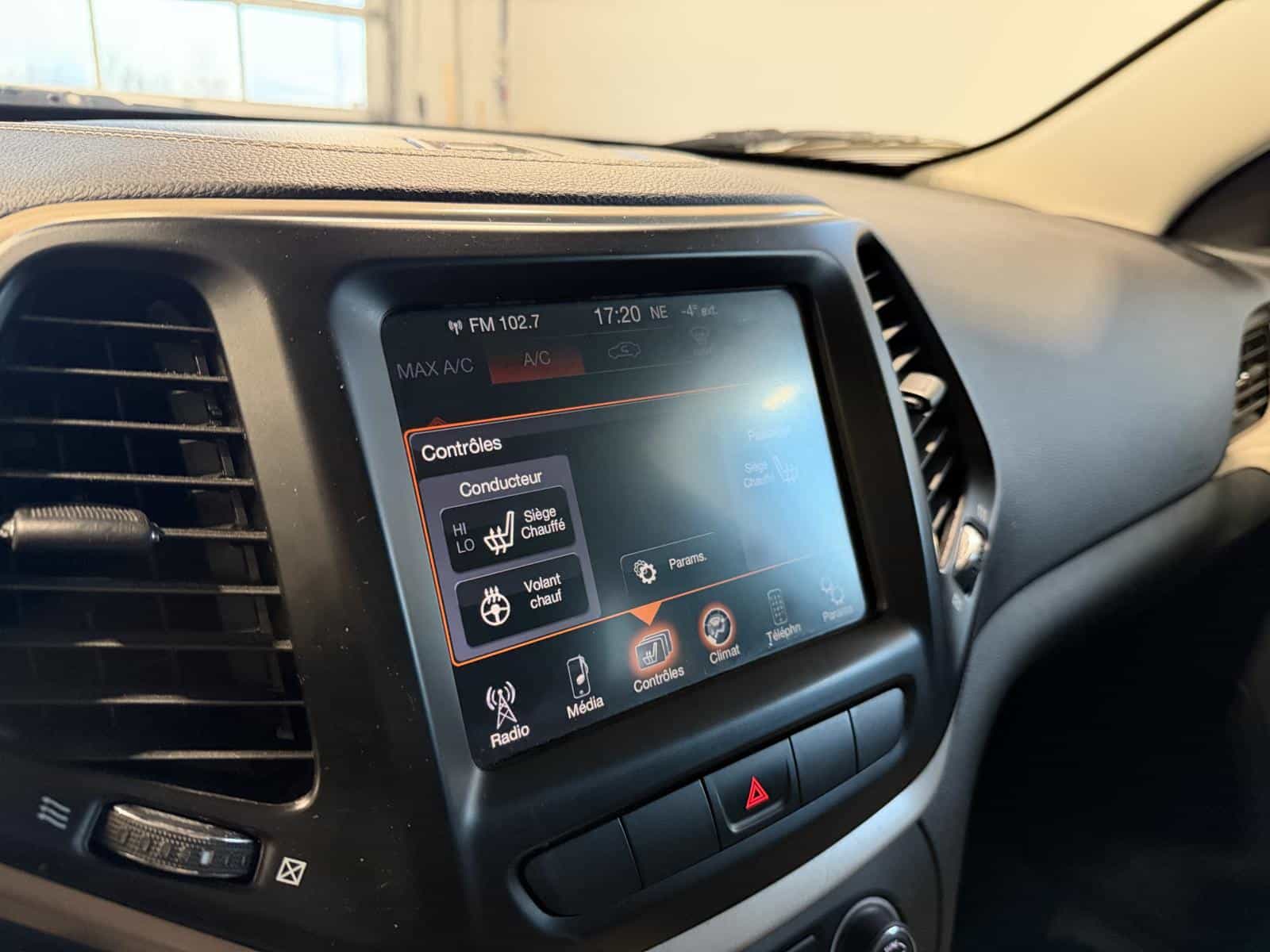 Image 17 Jeep Cherokee North 2014