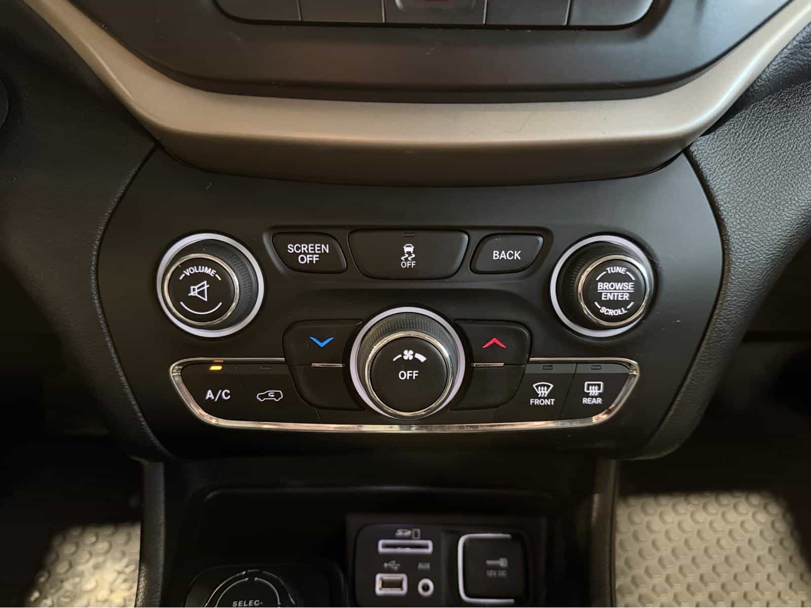 Image 19 Jeep Cherokee North 2014