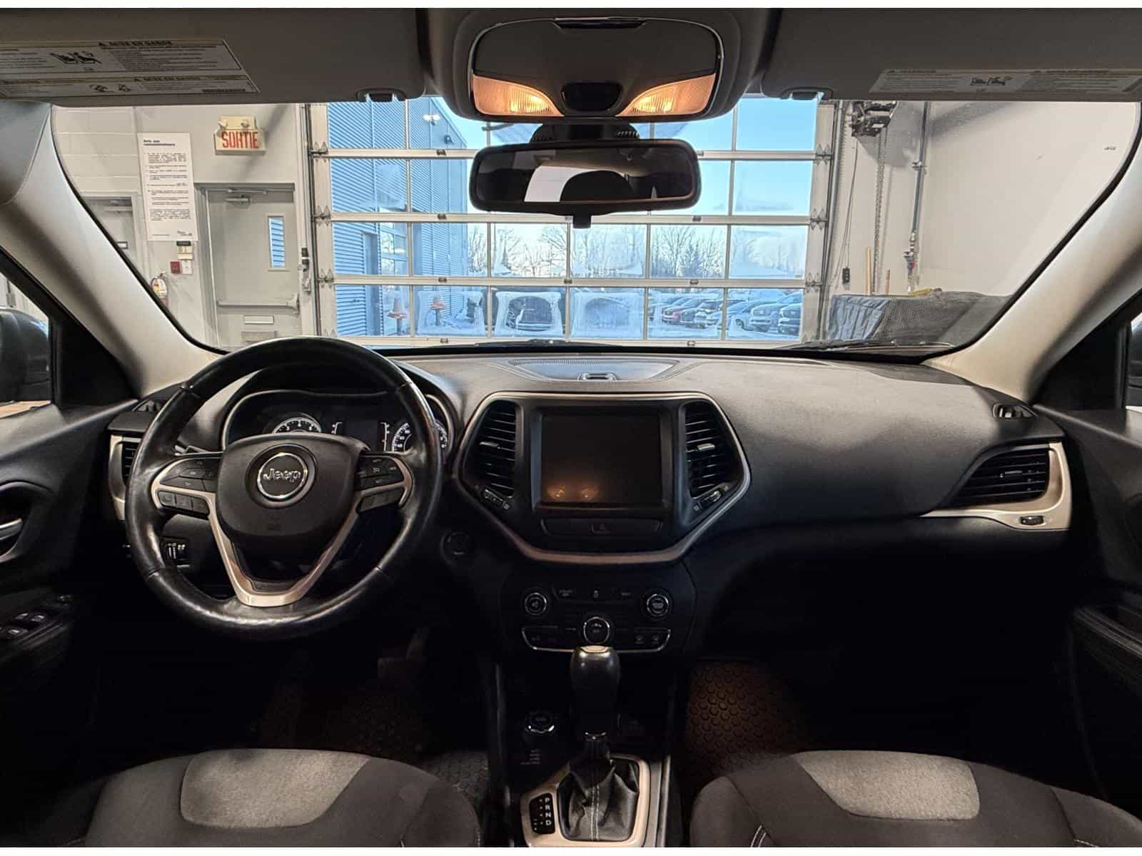 2014 Jeep Cherokee North - Image 21