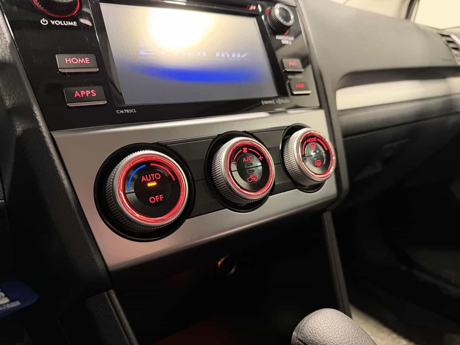 2017 Subaru Crosstrek Touring - Image 18