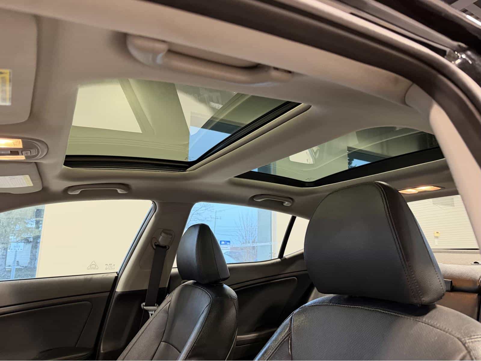 2015 Kia Optima EX - Image 12