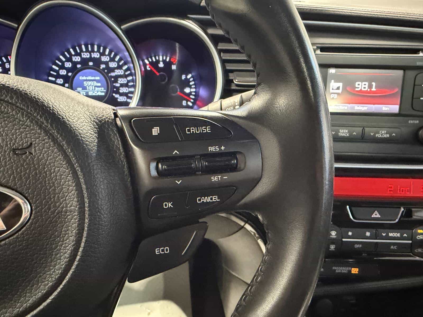 2015 Kia Optima EX - Image 16