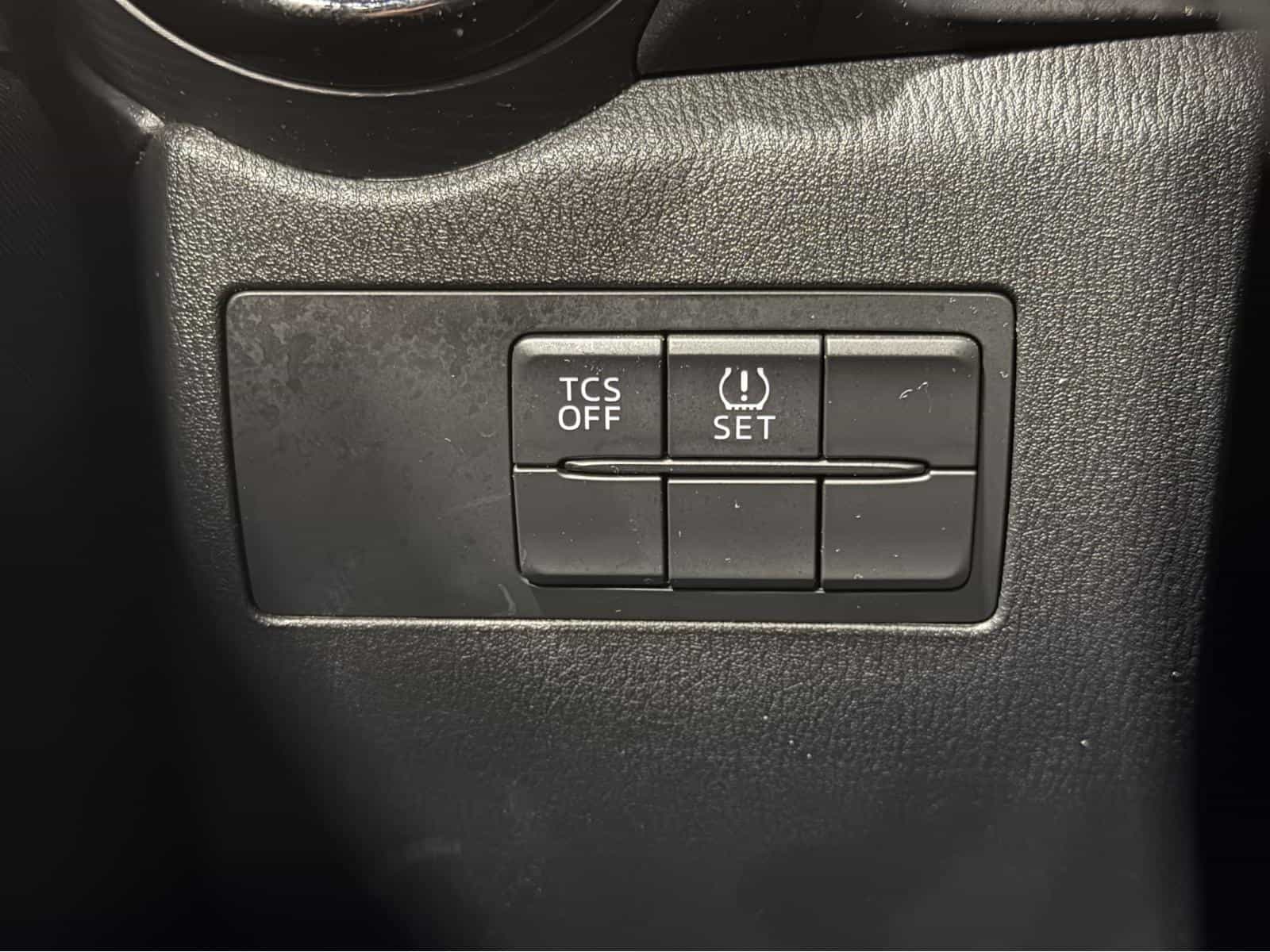 2017 Mazda CX-3 GS - Image 12