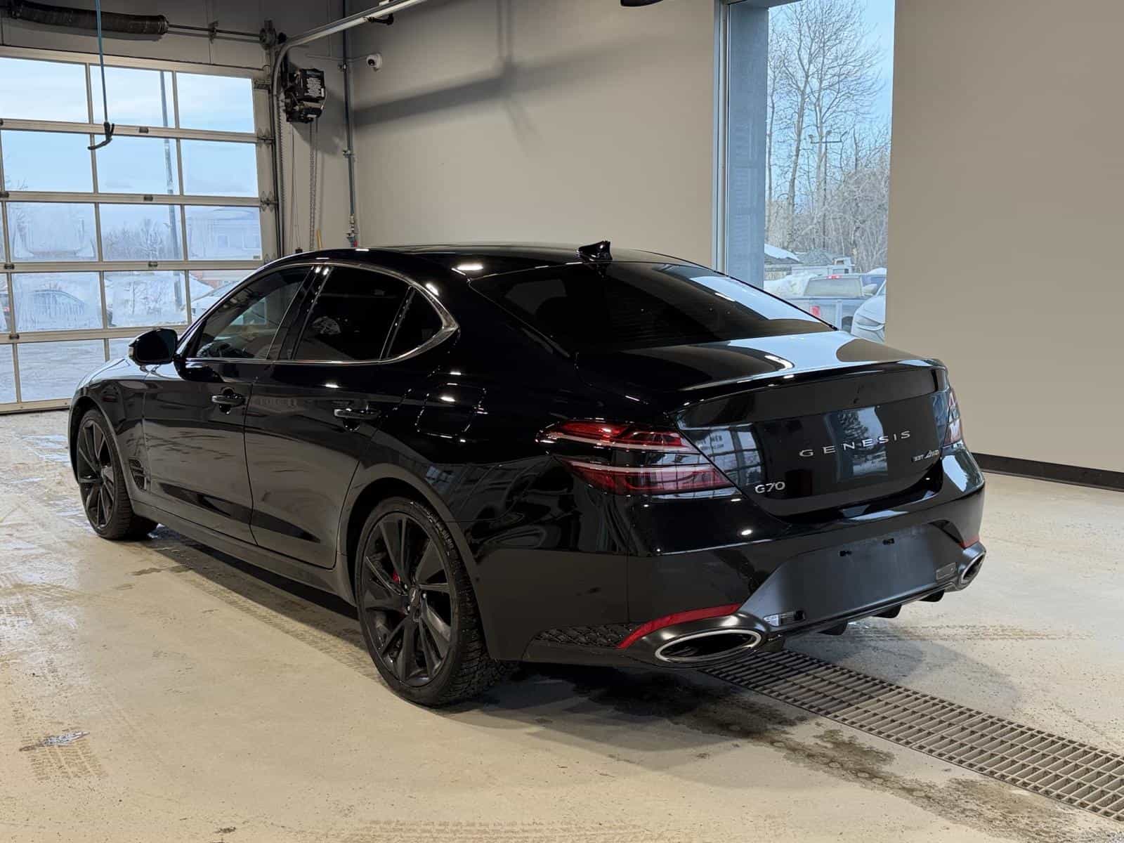 2023 Genesis G70 Sport 3.3T - Image 4