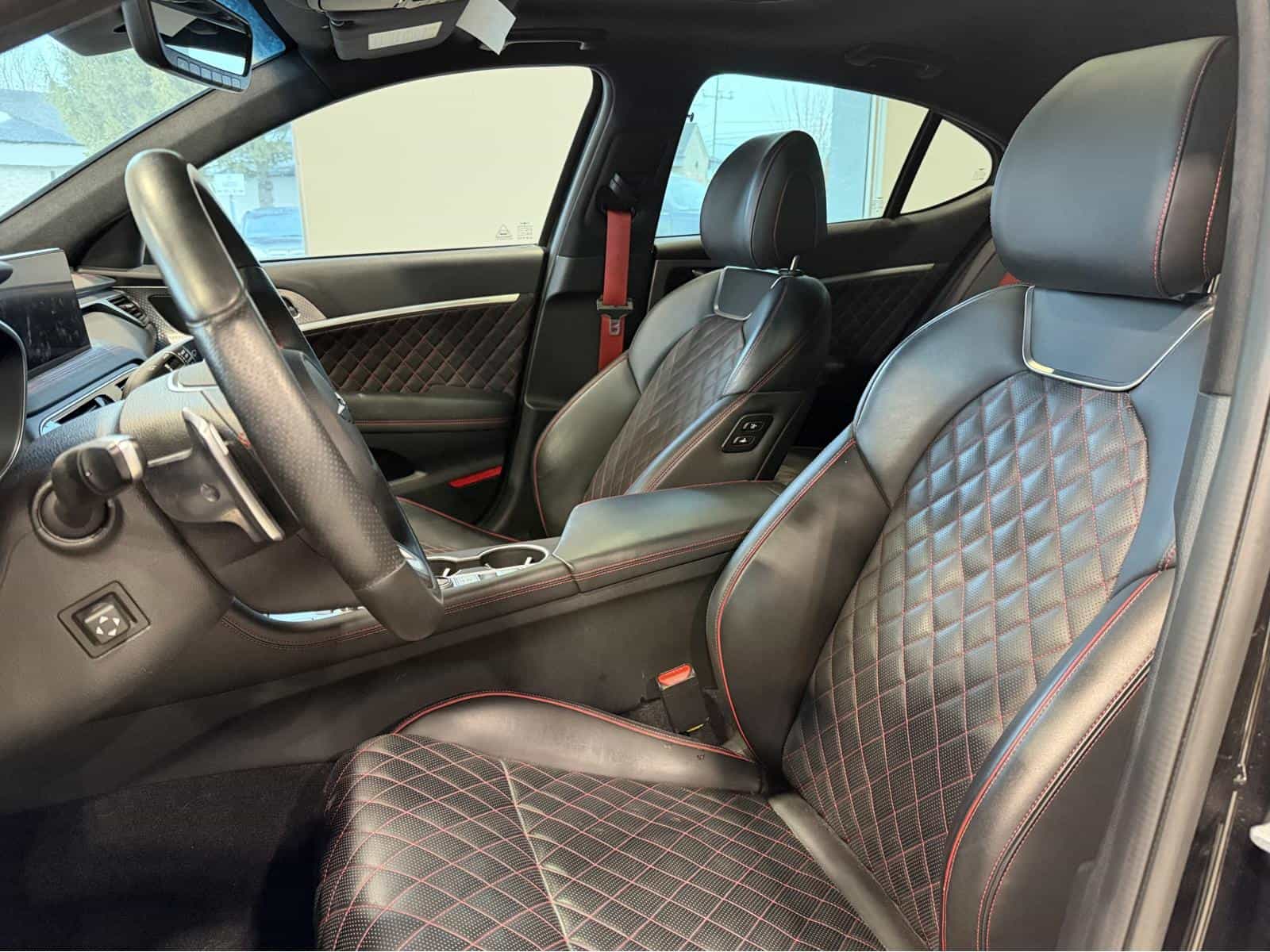 2023 Genesis G70 Sport 3.3T - Image 10