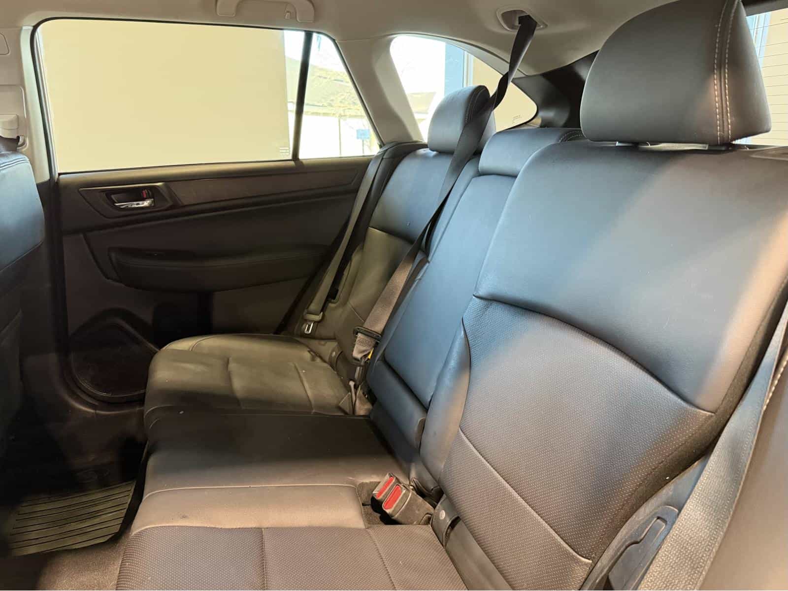 Image 8 Subaru Outback 3.6R Limited w/Tech 2016