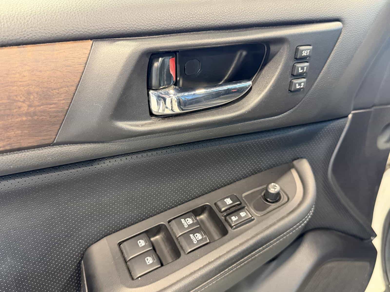 Image 10 Subaru Outback 3.6R Limited w/Tech 2016