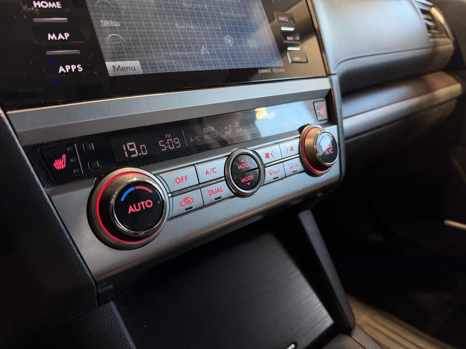 2016 Subaru Outback 3.6R Limited w/Tech - Image 22