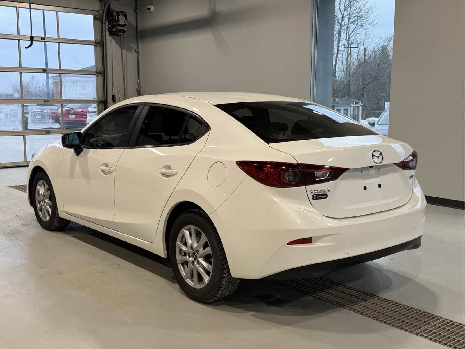 Image 4 Mazda Mazda3 GS 2018