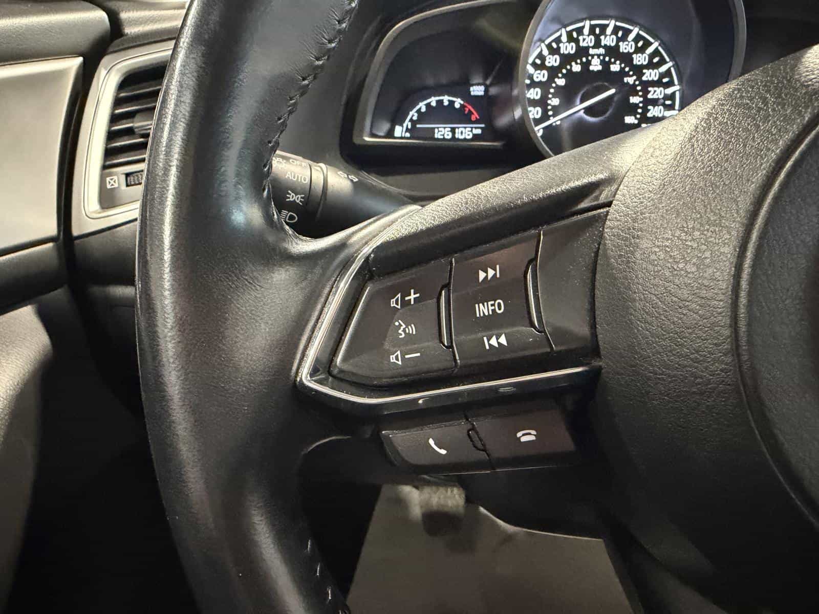 2018 Mazda Mazda3 GS - Image 12