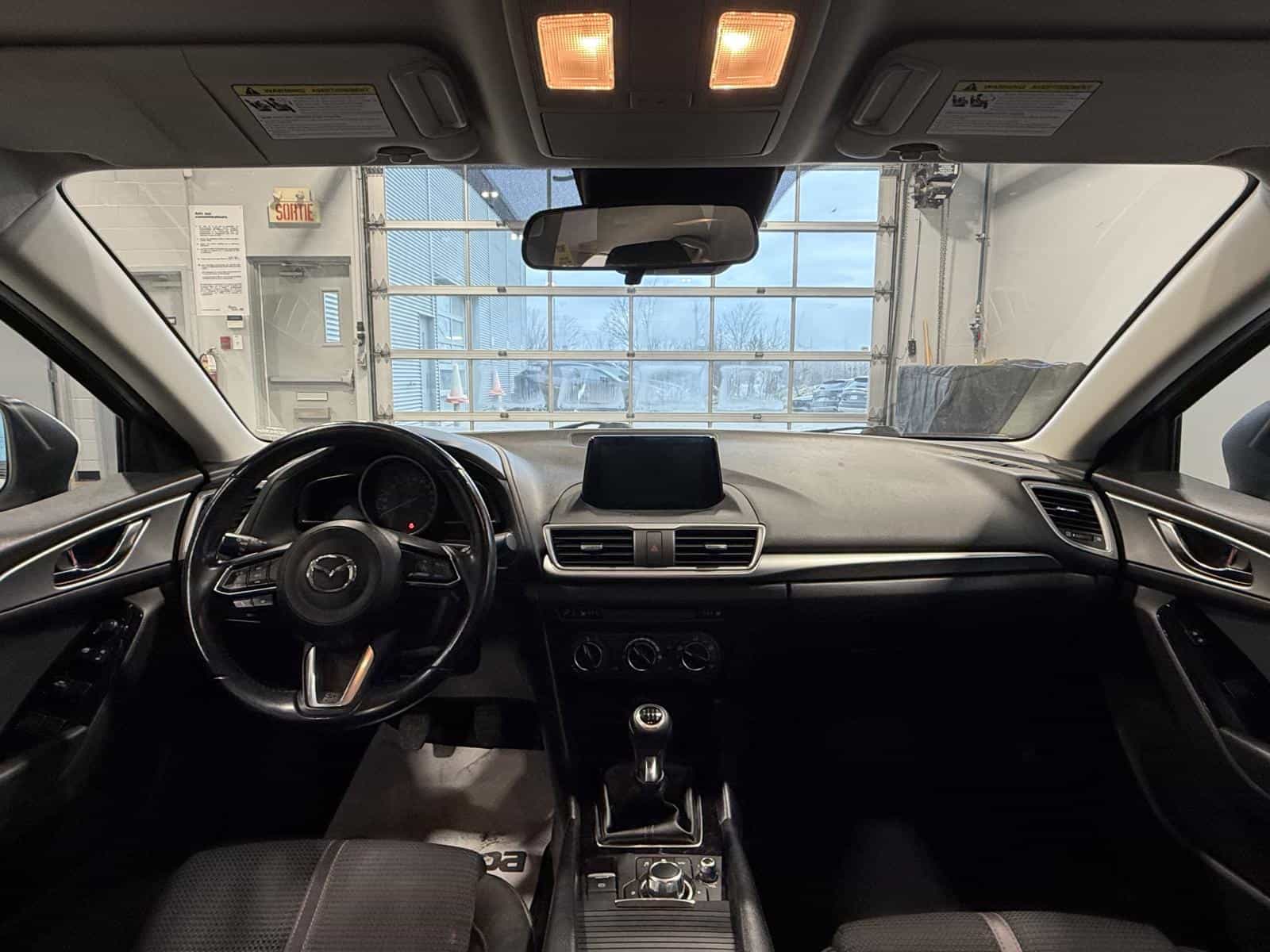 2018 Mazda Mazda3 GS - Image 19