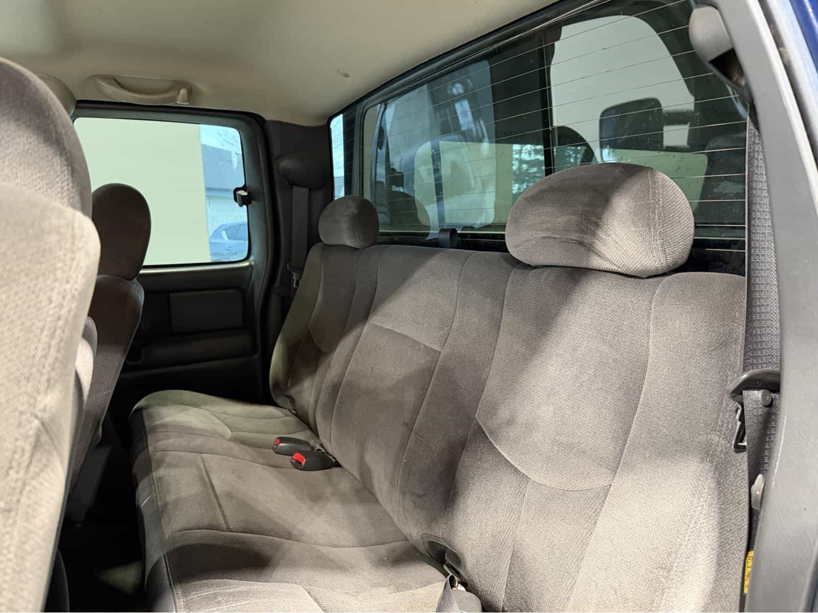 2005 GMC Sierra 1500 SLE - Image 8