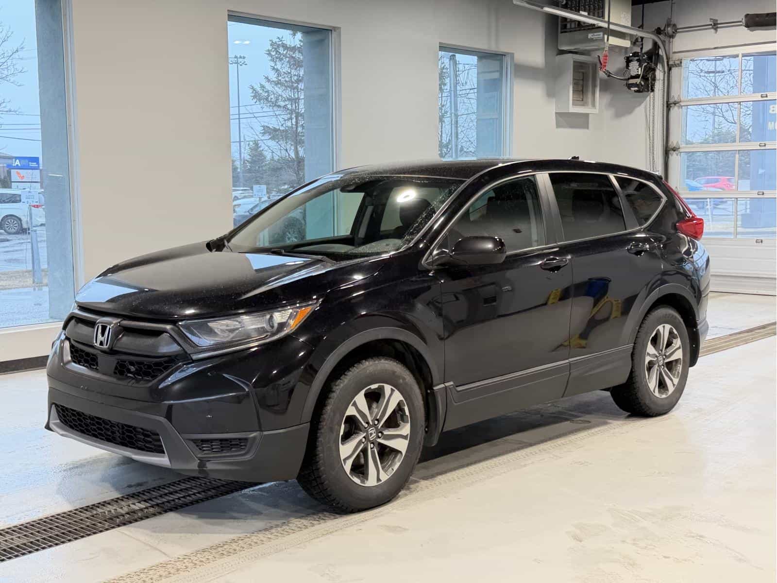 Image 1 Honda CR-V LX 2017