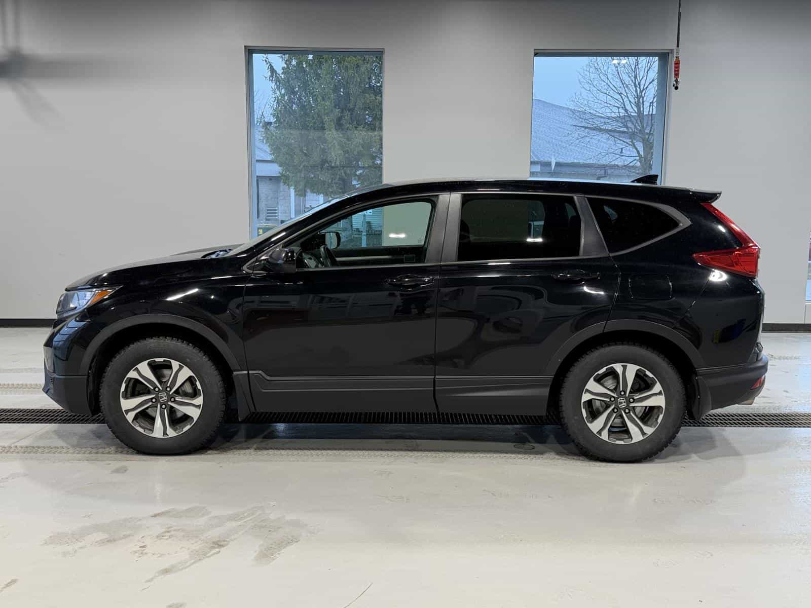 Image 2 Honda CR-V LX 2017