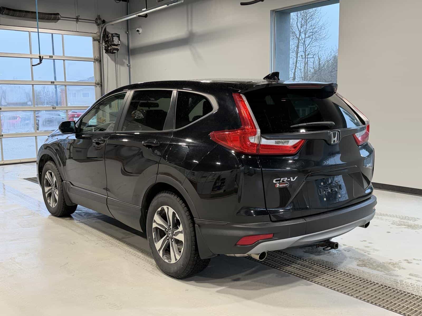 Image 3 Honda CR-V LX 2017