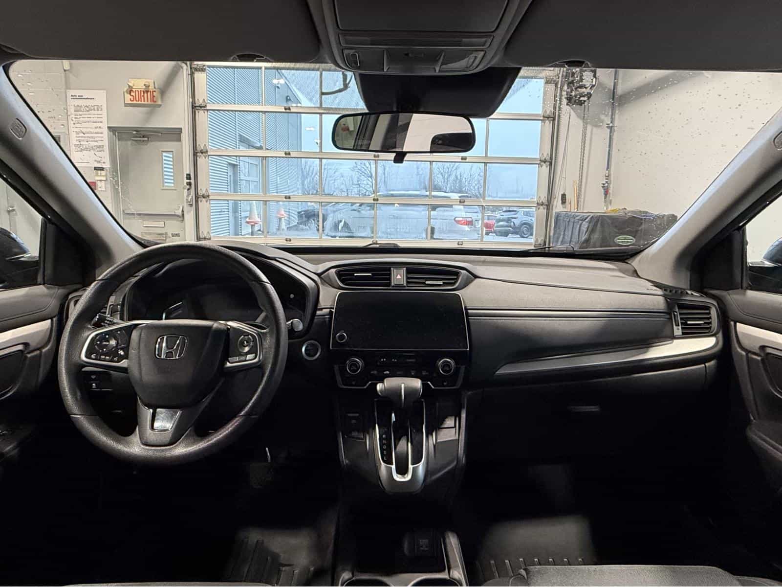 2017 Honda CR-V LX - Image 17