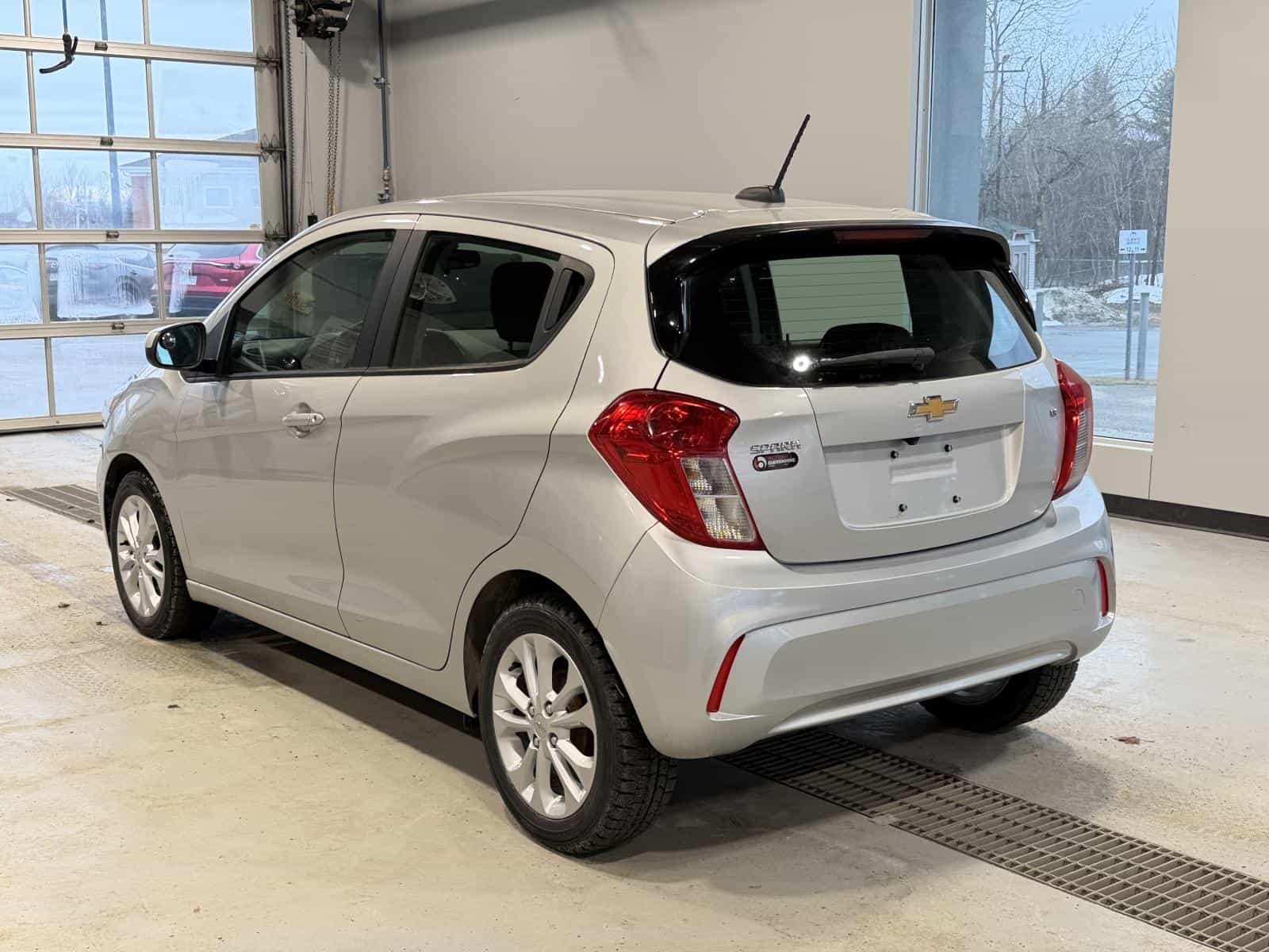 Image 4 Chevrolet Spark 1LT 2022