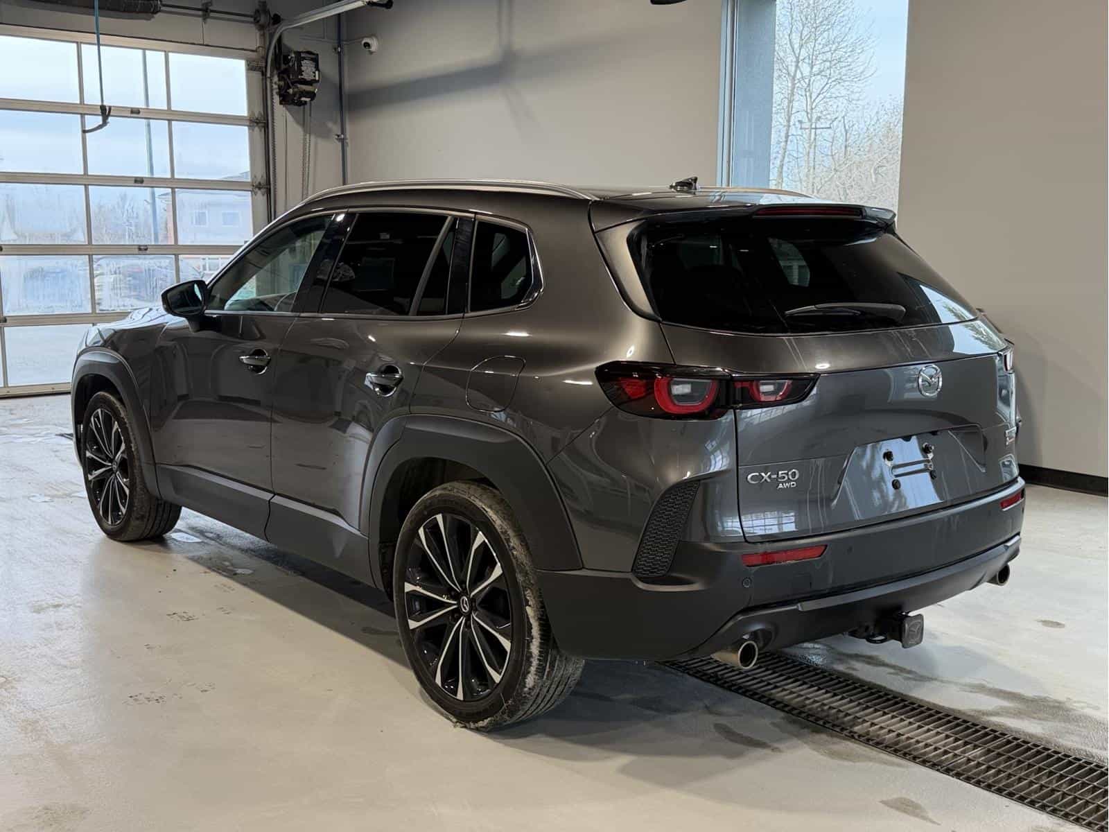 Image 4 Mazda CX-50 GT 2023