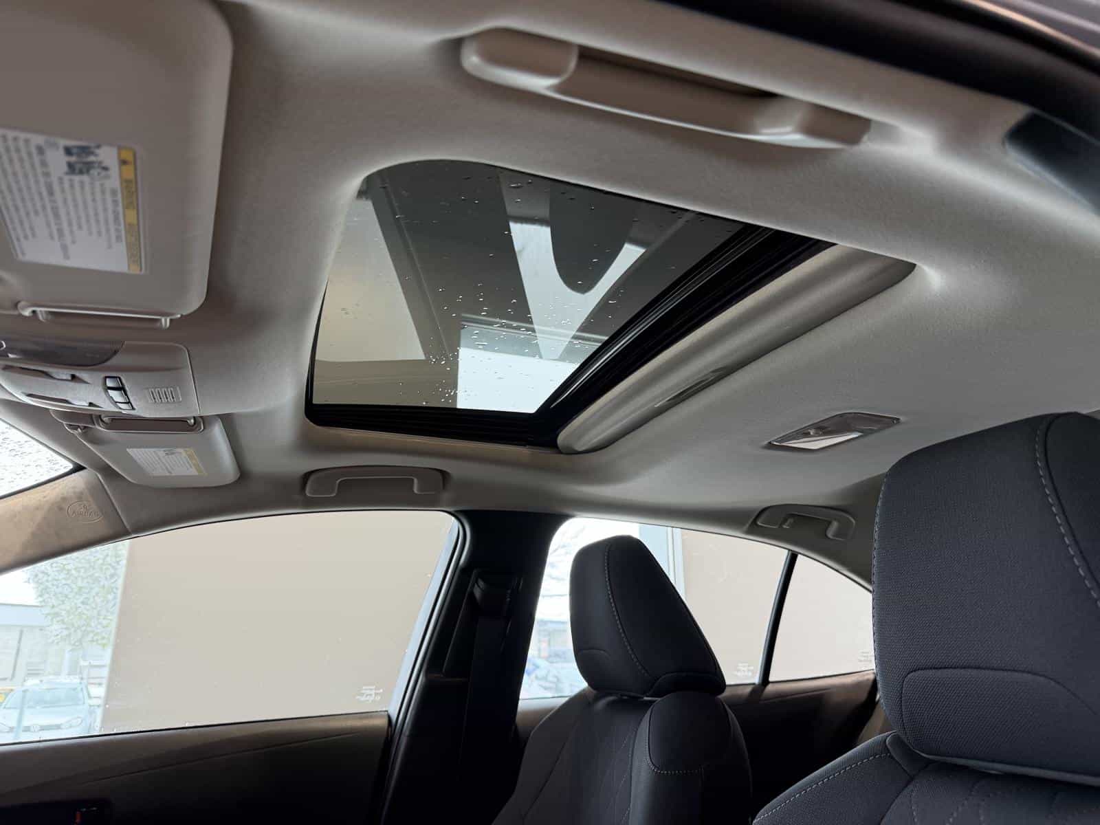 2020 Toyota Corolla LE Upgrade - Image 11