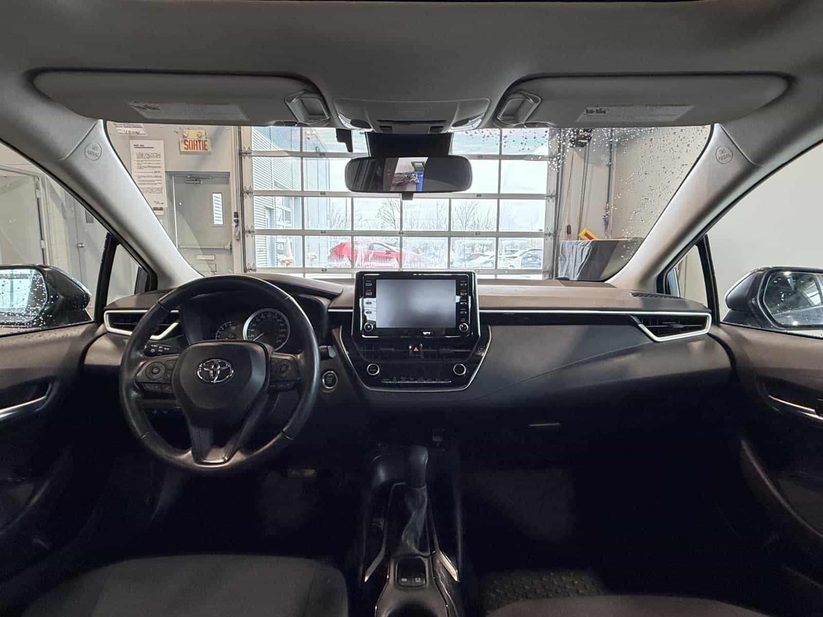 Image 20 Toyota Corolla XLE 2020