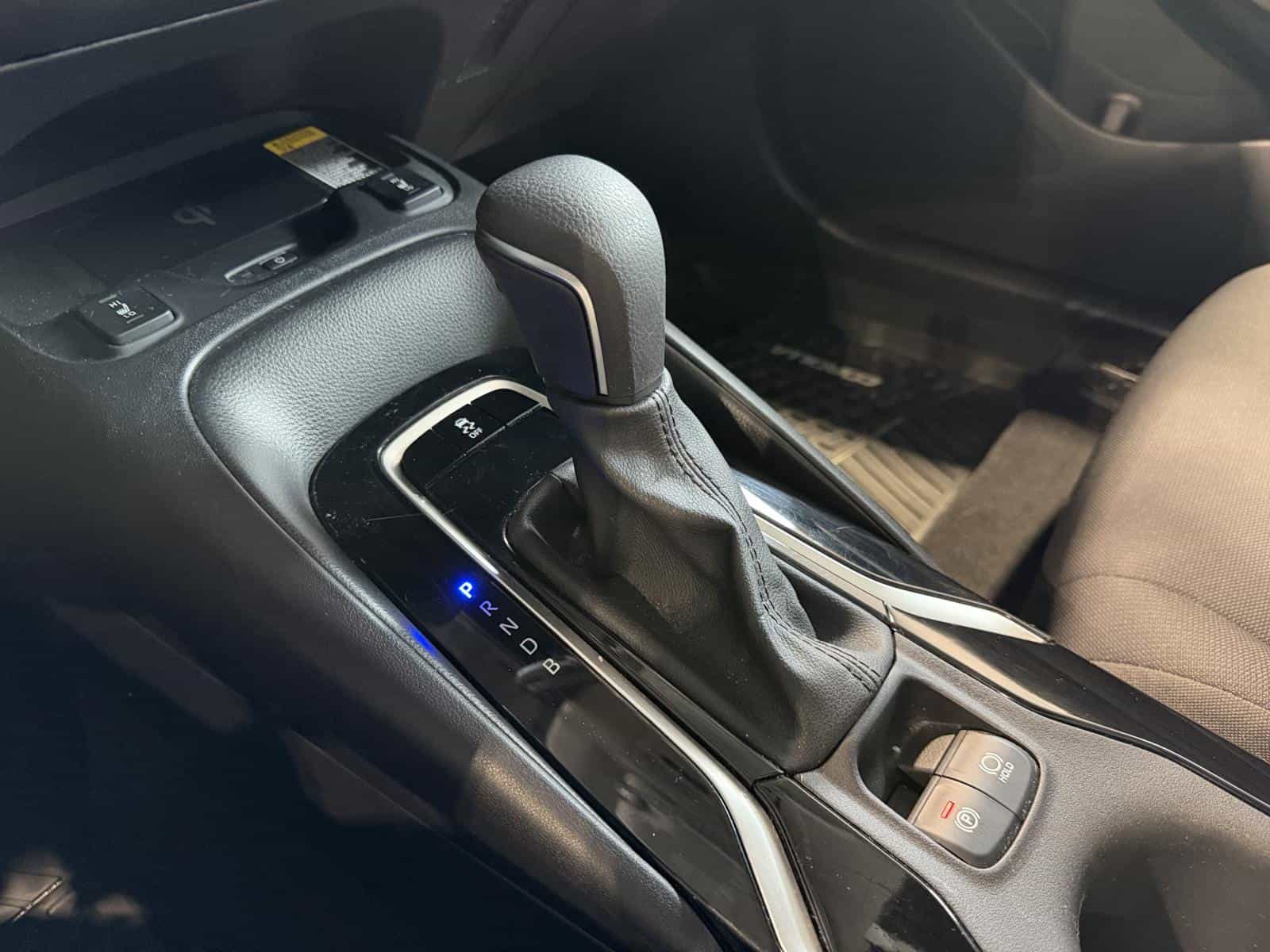 2020 Toyota Corolla LE Upgrade - Image 19