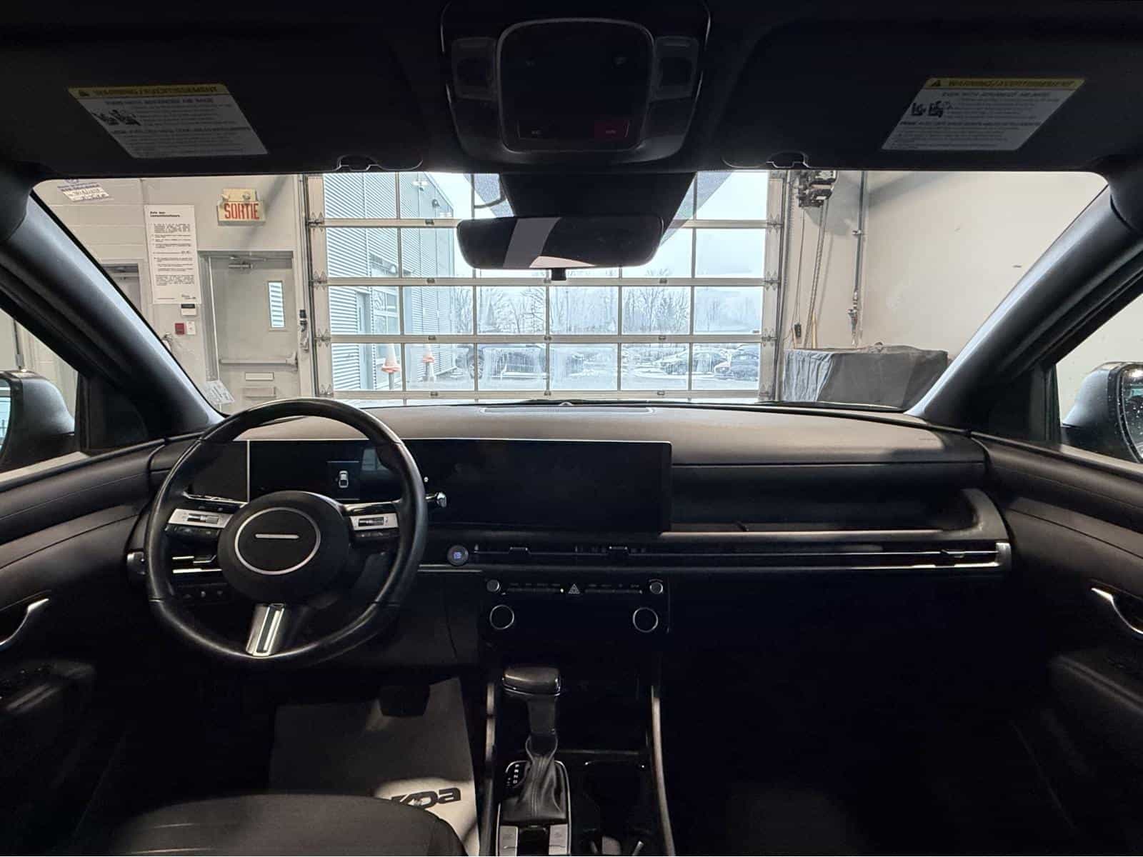 2025 Hyundai Santa Preferred - Image 19