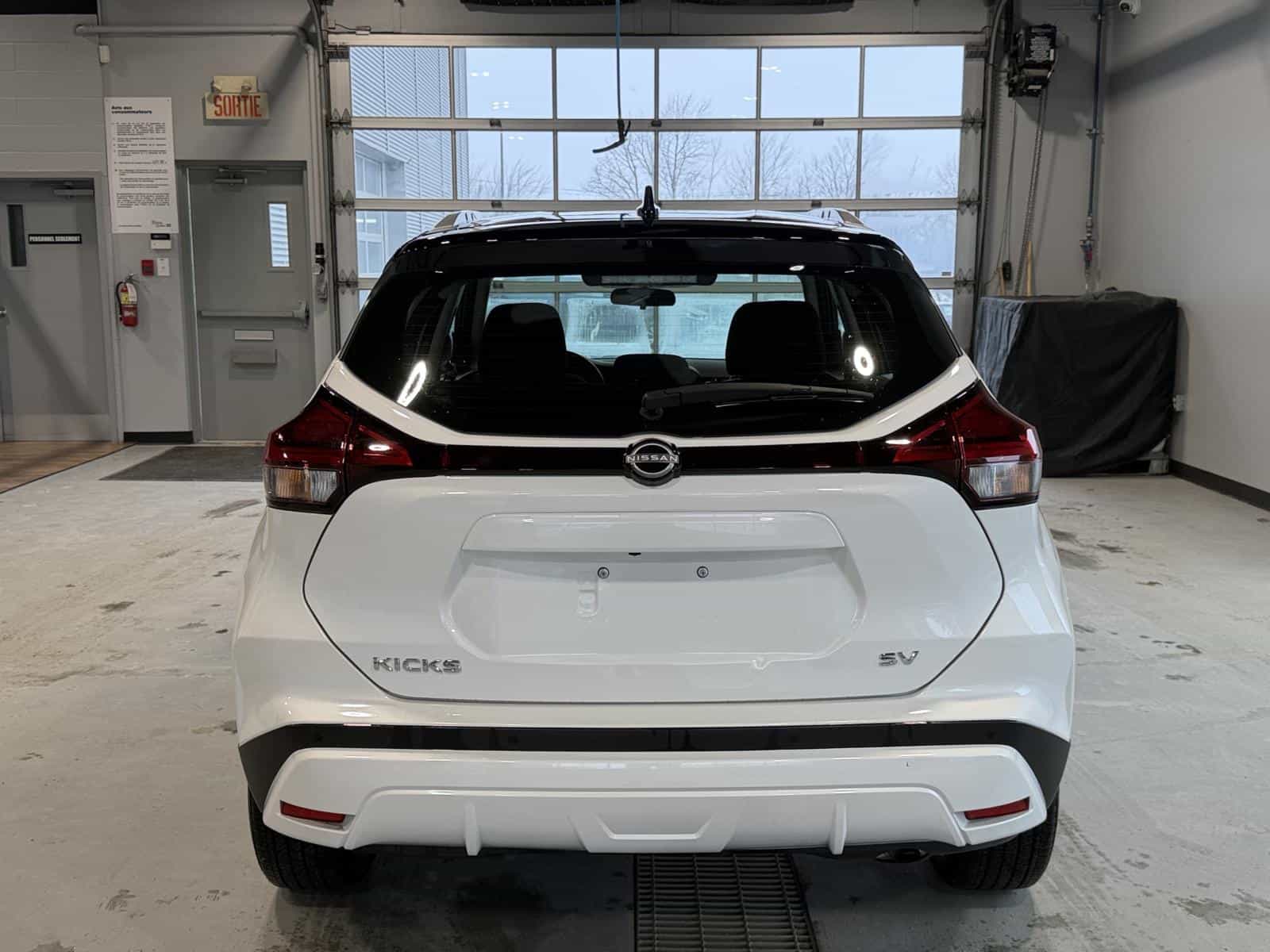 2024 Nissan Kicks SV - Image 5