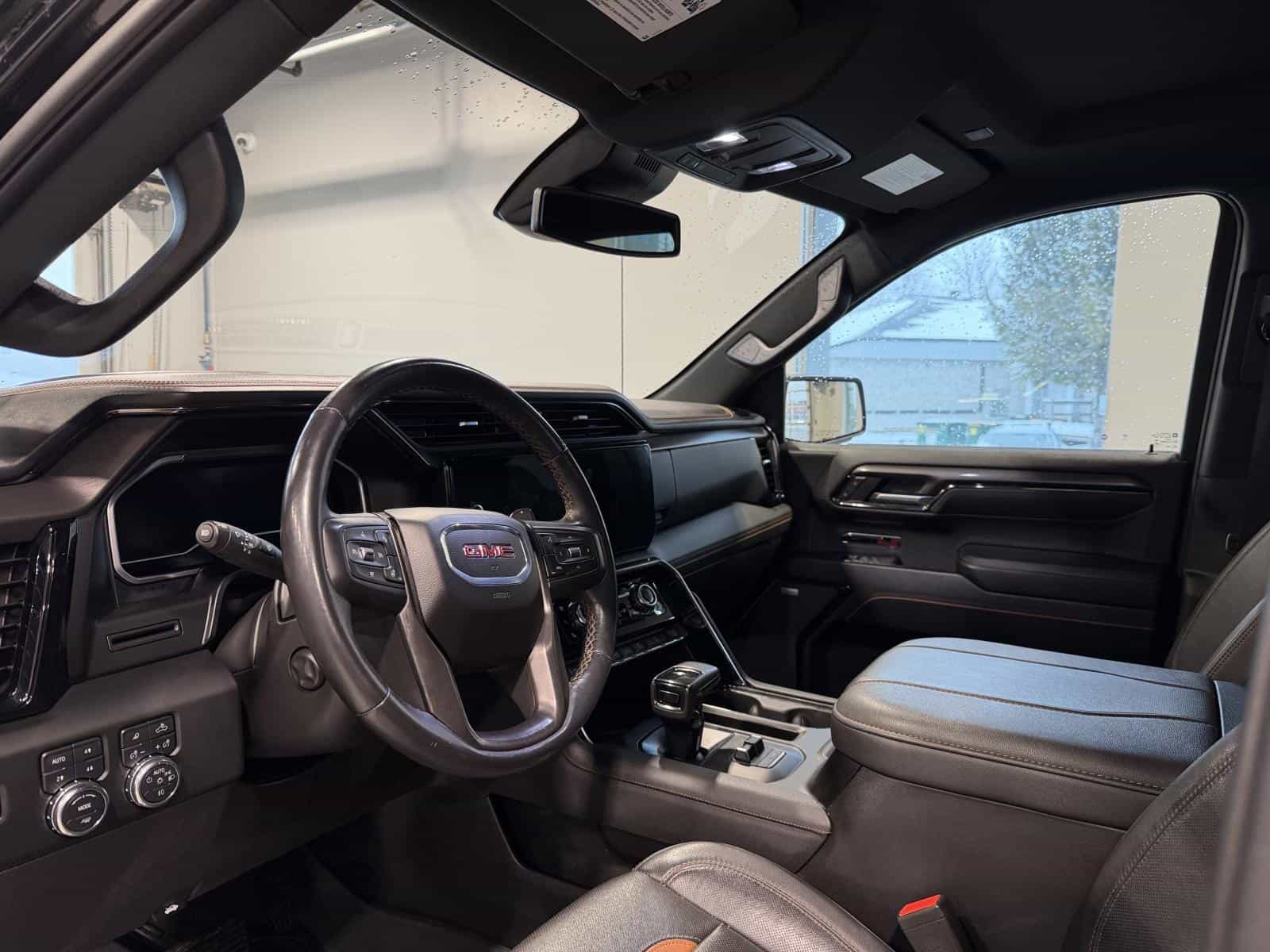 2023 GMC Sierra 1500 AT4 - Image 12