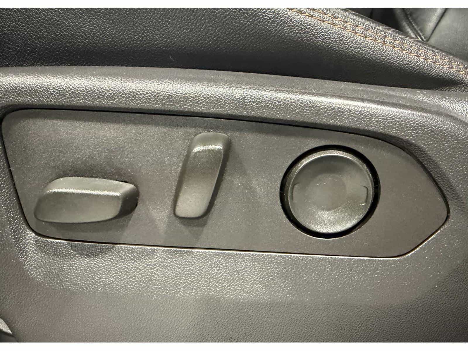 Image 13 GMC Sierra 1500 AT4 2023