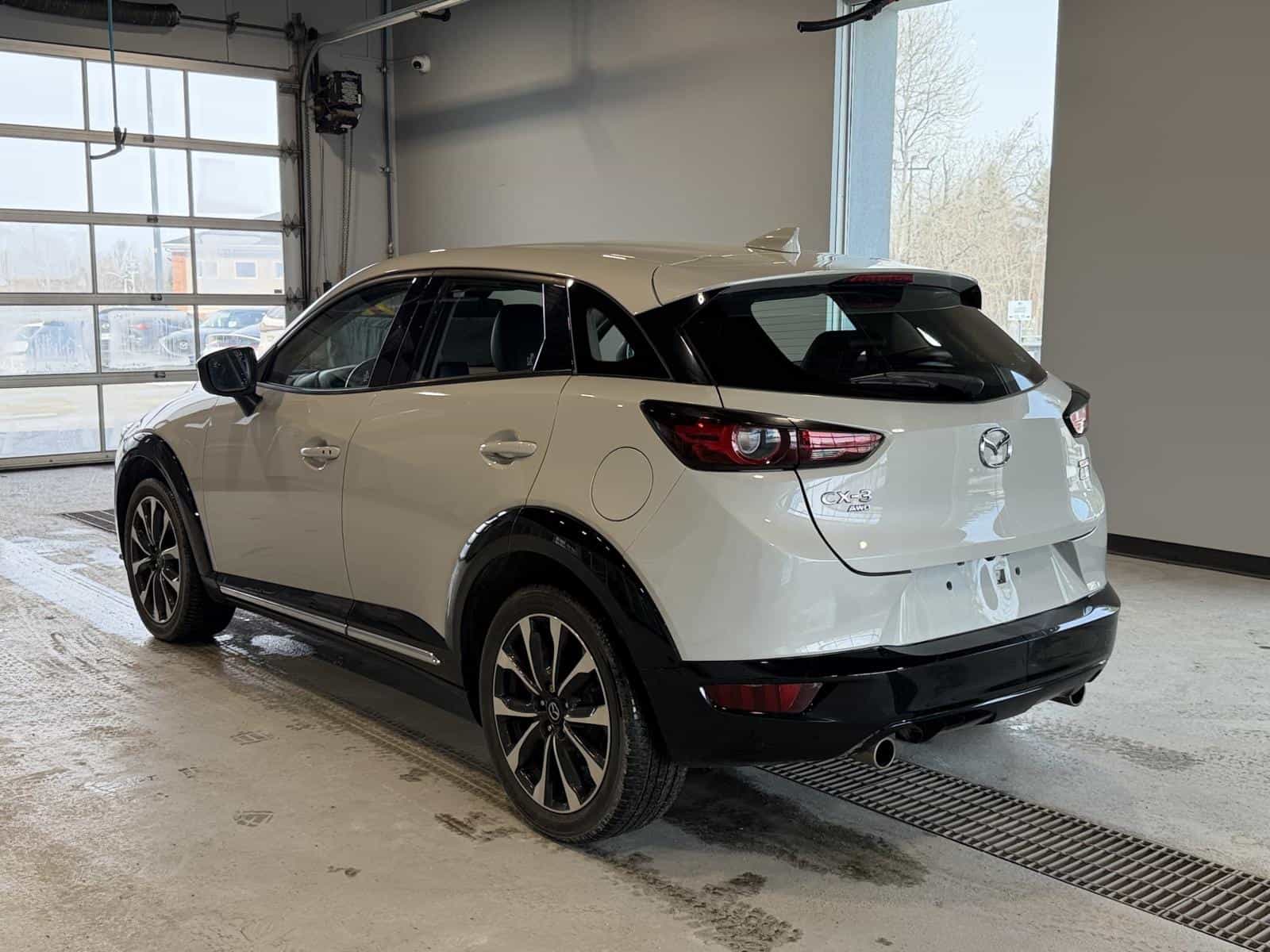 2022 Mazda CX-3 GT - Image 4