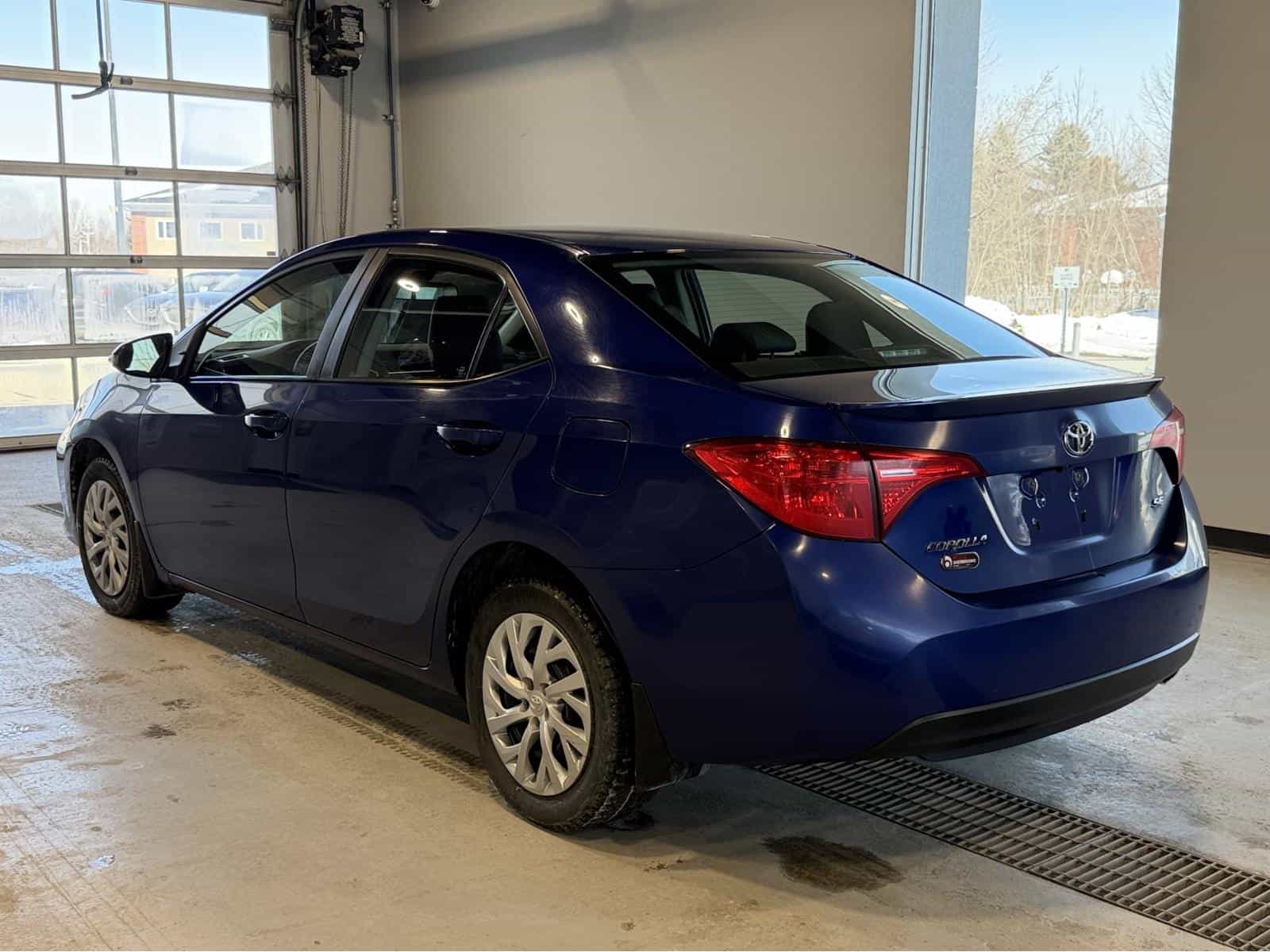 Image 4 Toyota Corolla SE 2017
