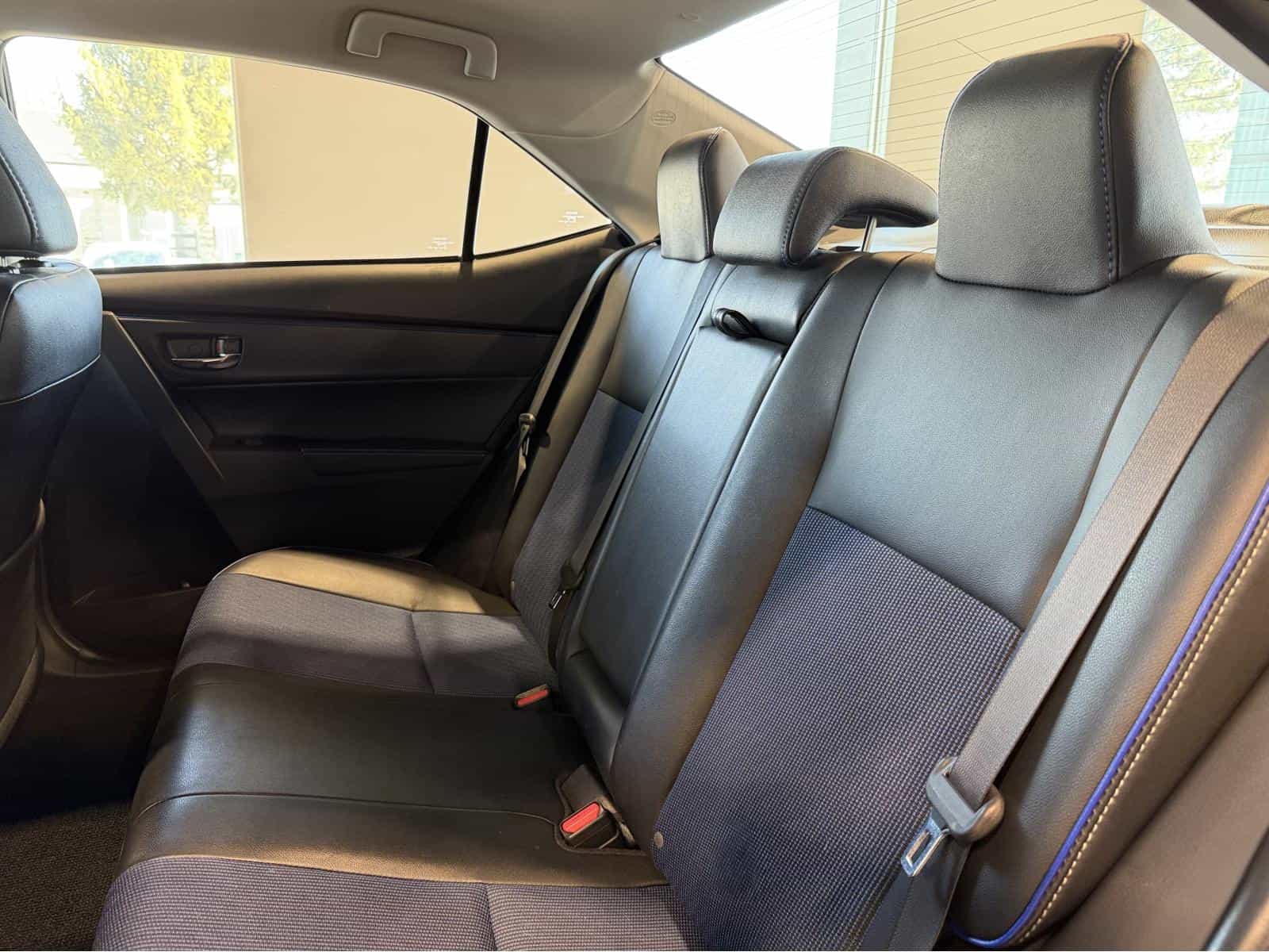 Image 8 Toyota Corolla SE 2017