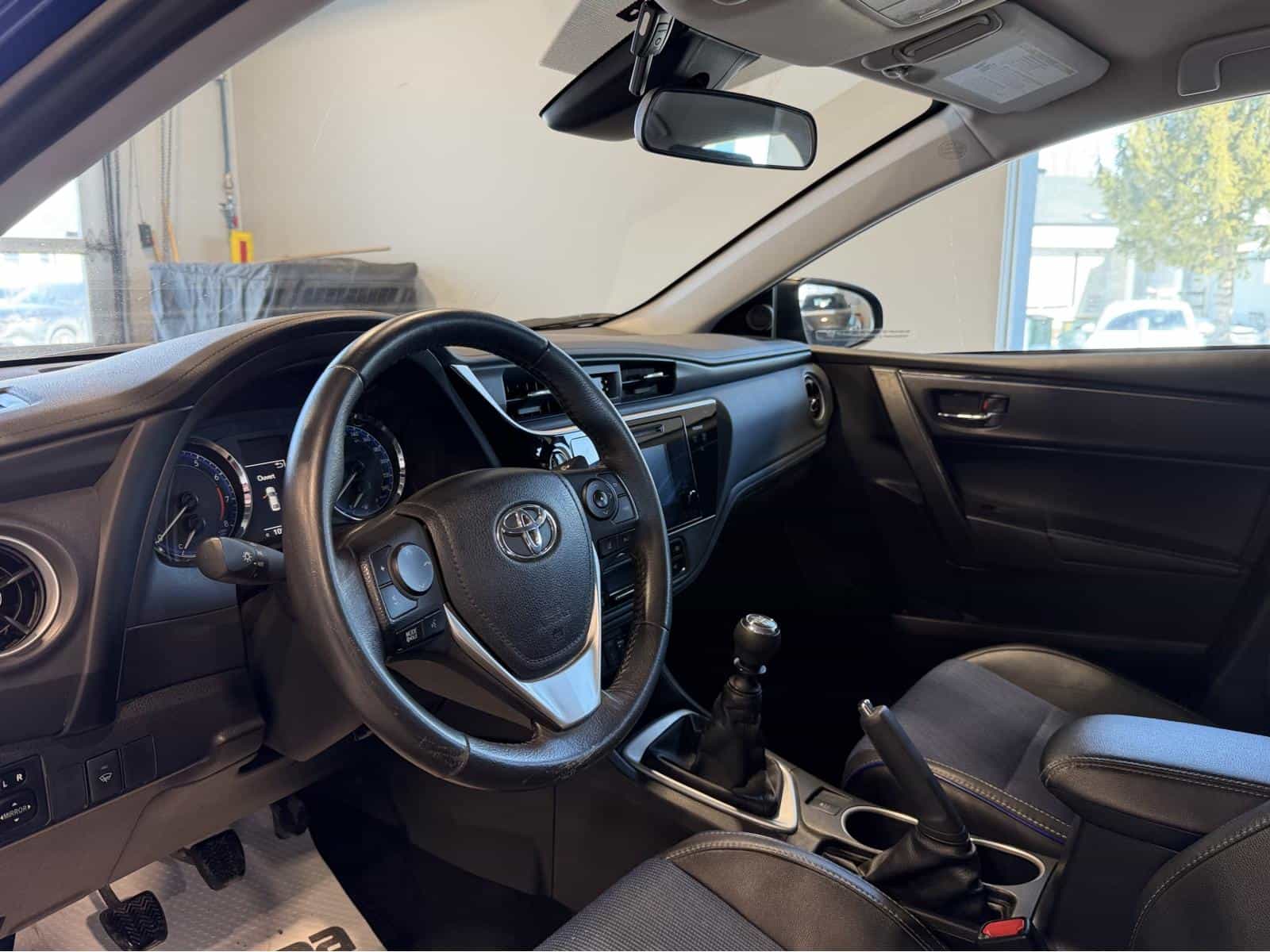 Image 10 Toyota Corolla SE 2017