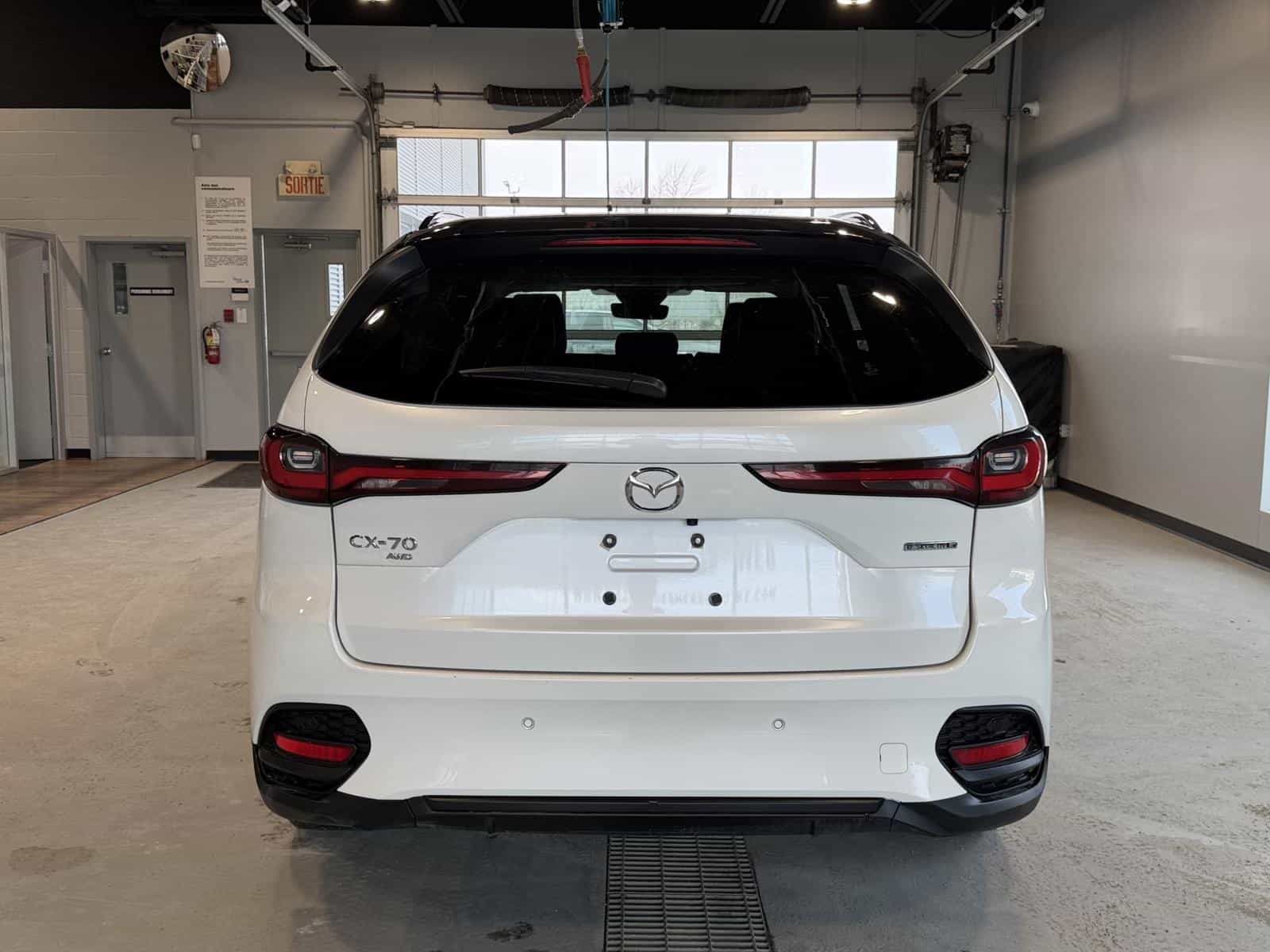 Image 4 Mazda CX-70 GS-L MHEV 2025