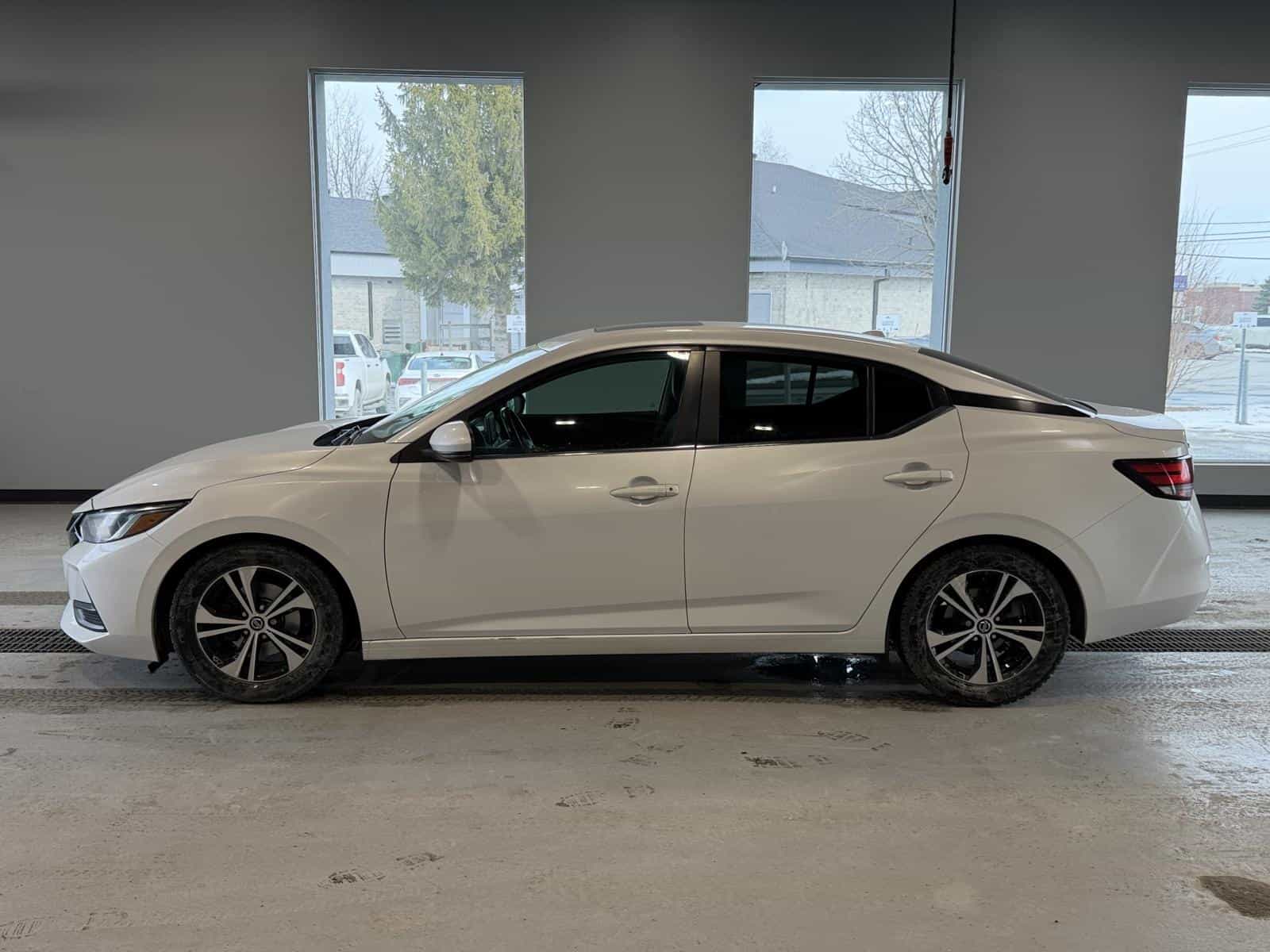 2021 Nissan Sentra SV - Image 3