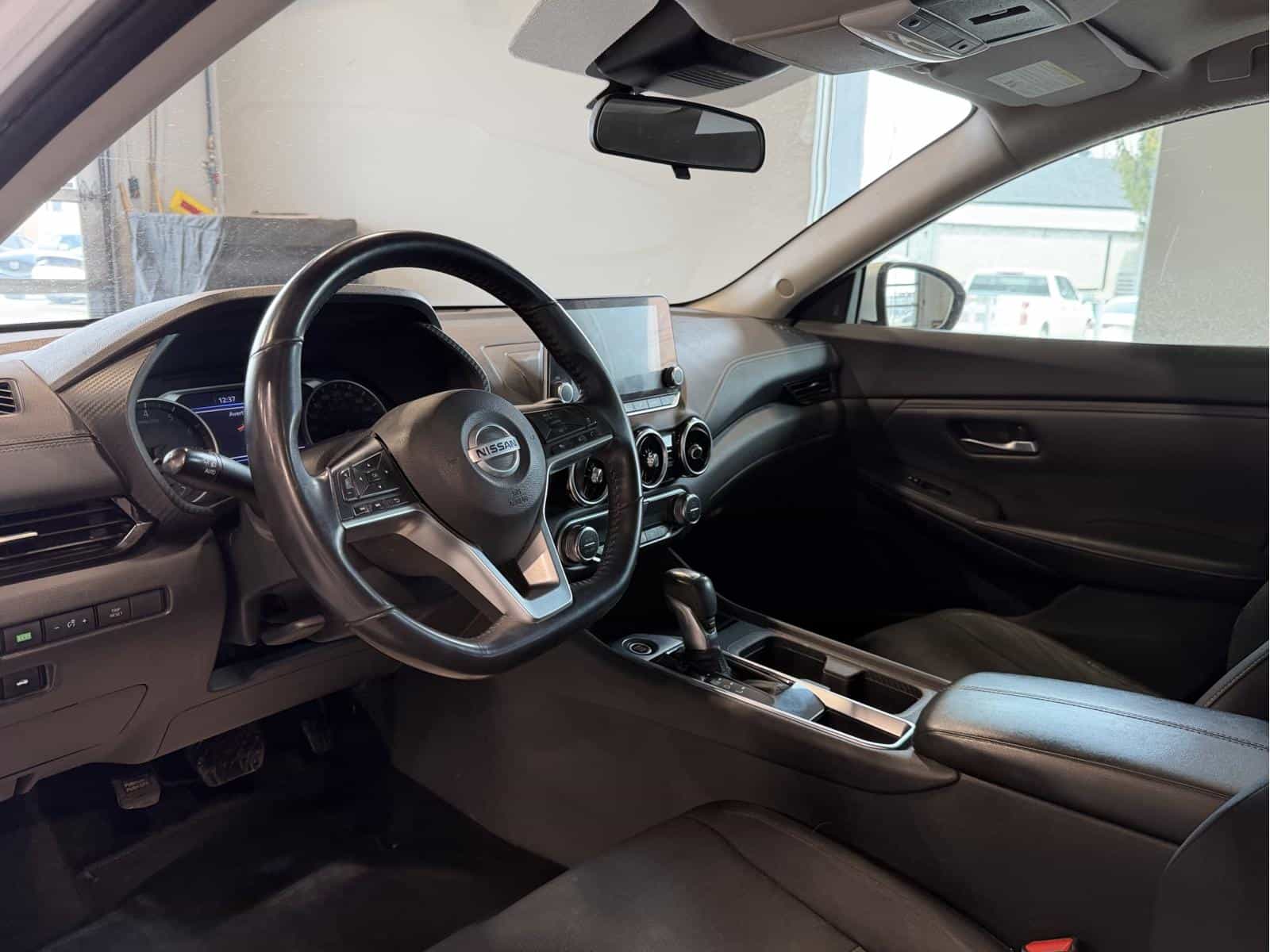 2021 Nissan Sentra SV - Image 10