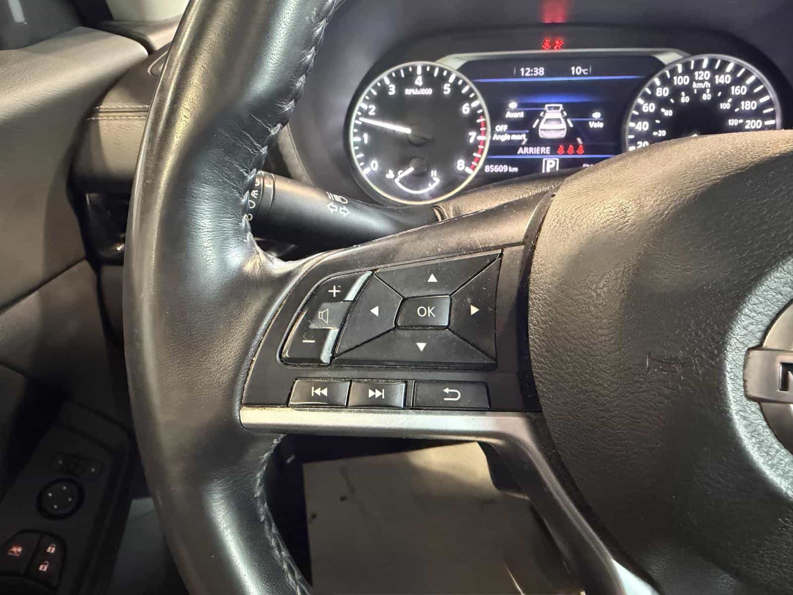 Image 13 Nissan Sentra SV 2021