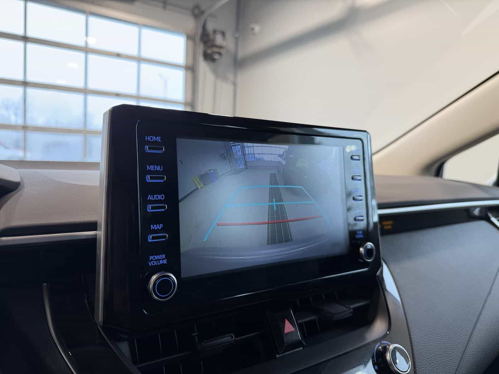 Image 16 Toyota Corolla LE 2021