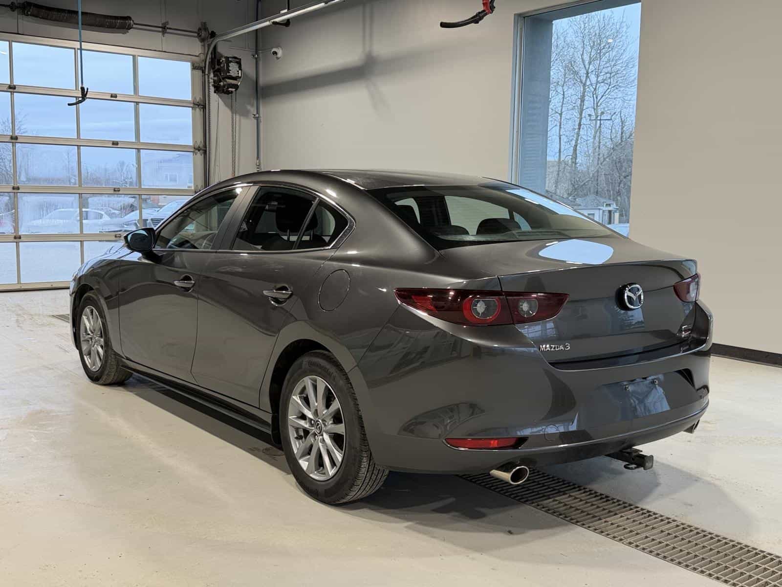 Image 4 Mazda Mazda3 GX 2023