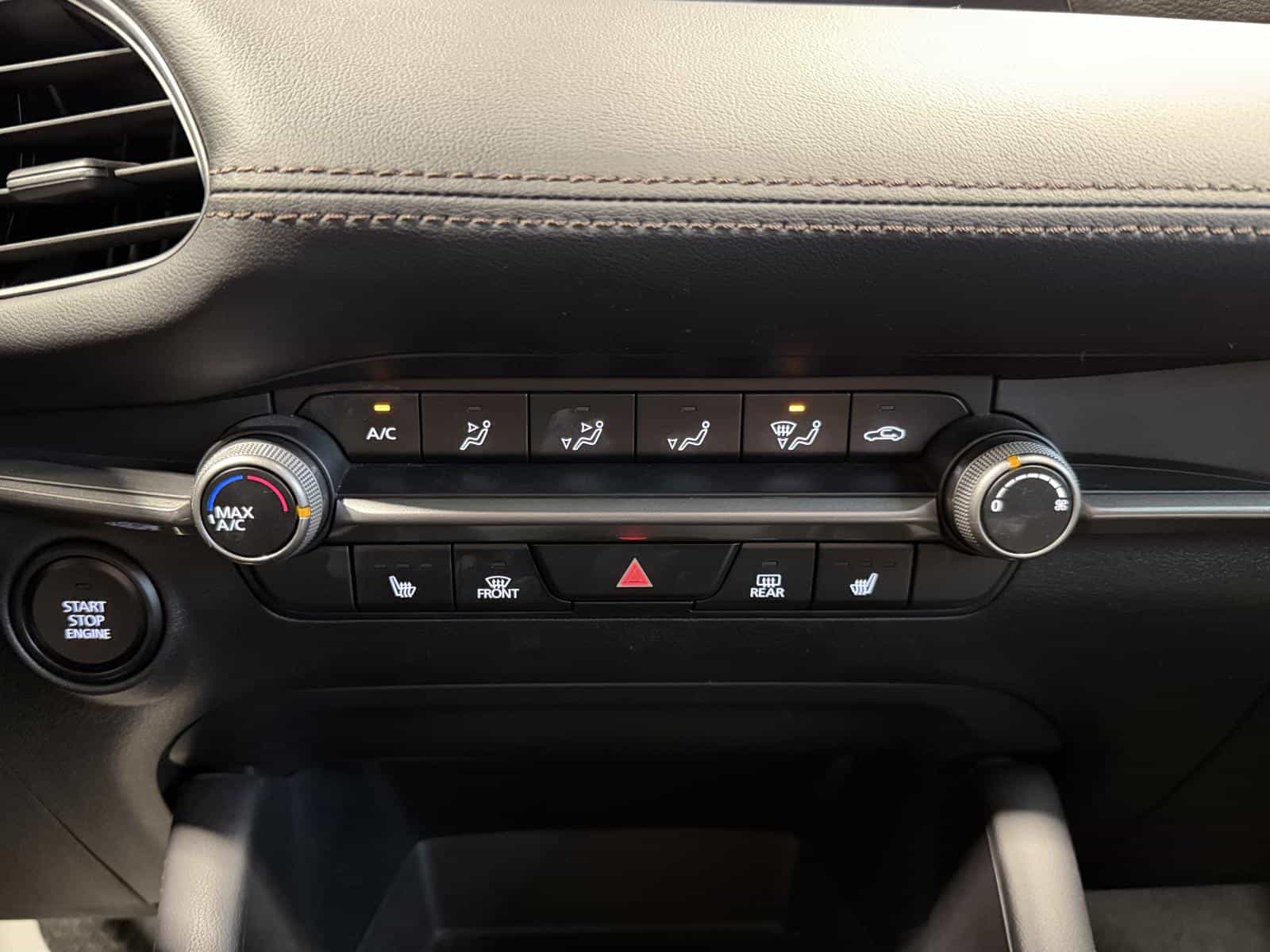 Image 17 Mazda Mazda3 GX 2023