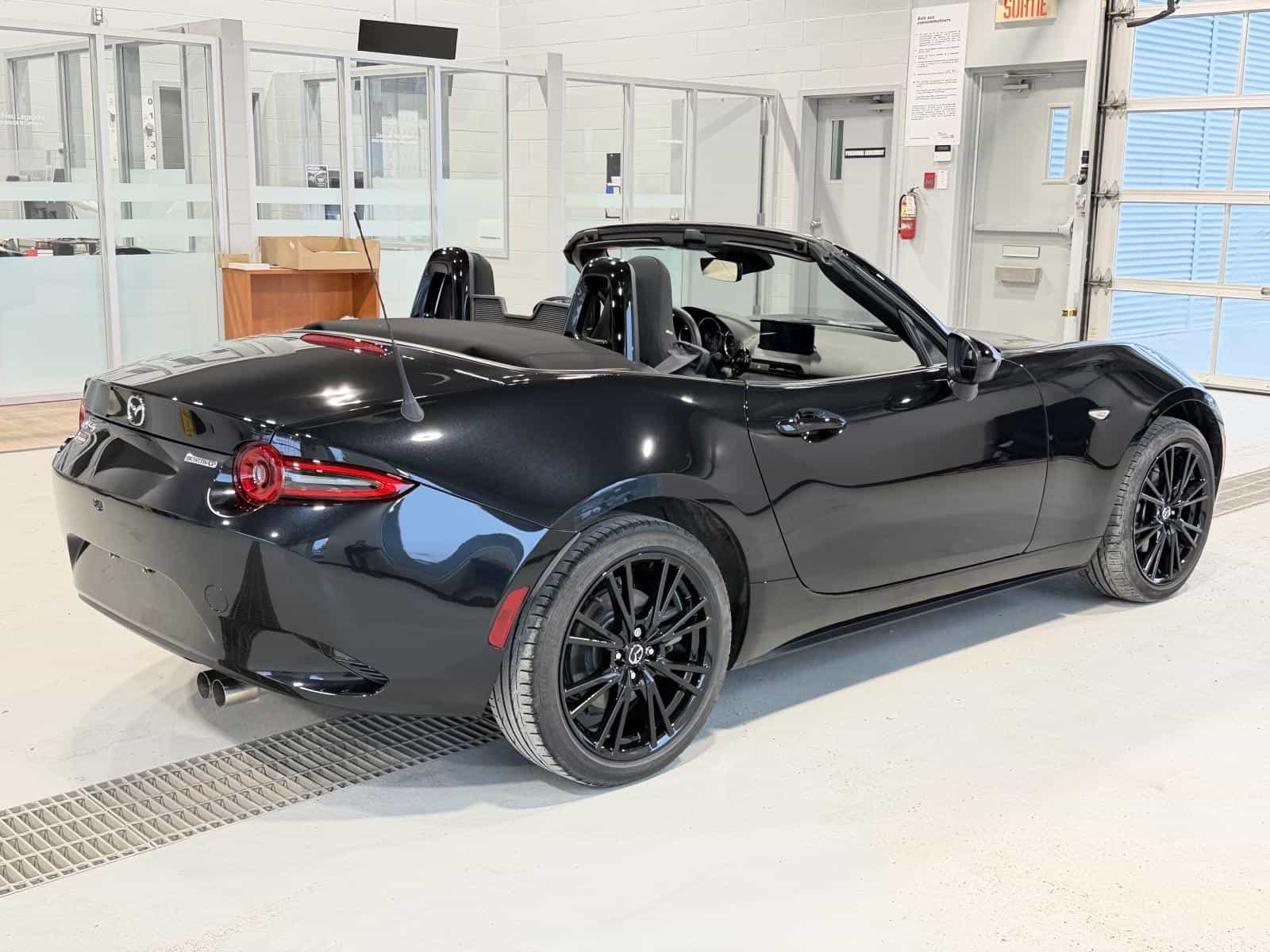 Image 12 Mazda MX-5 GS-P 2024