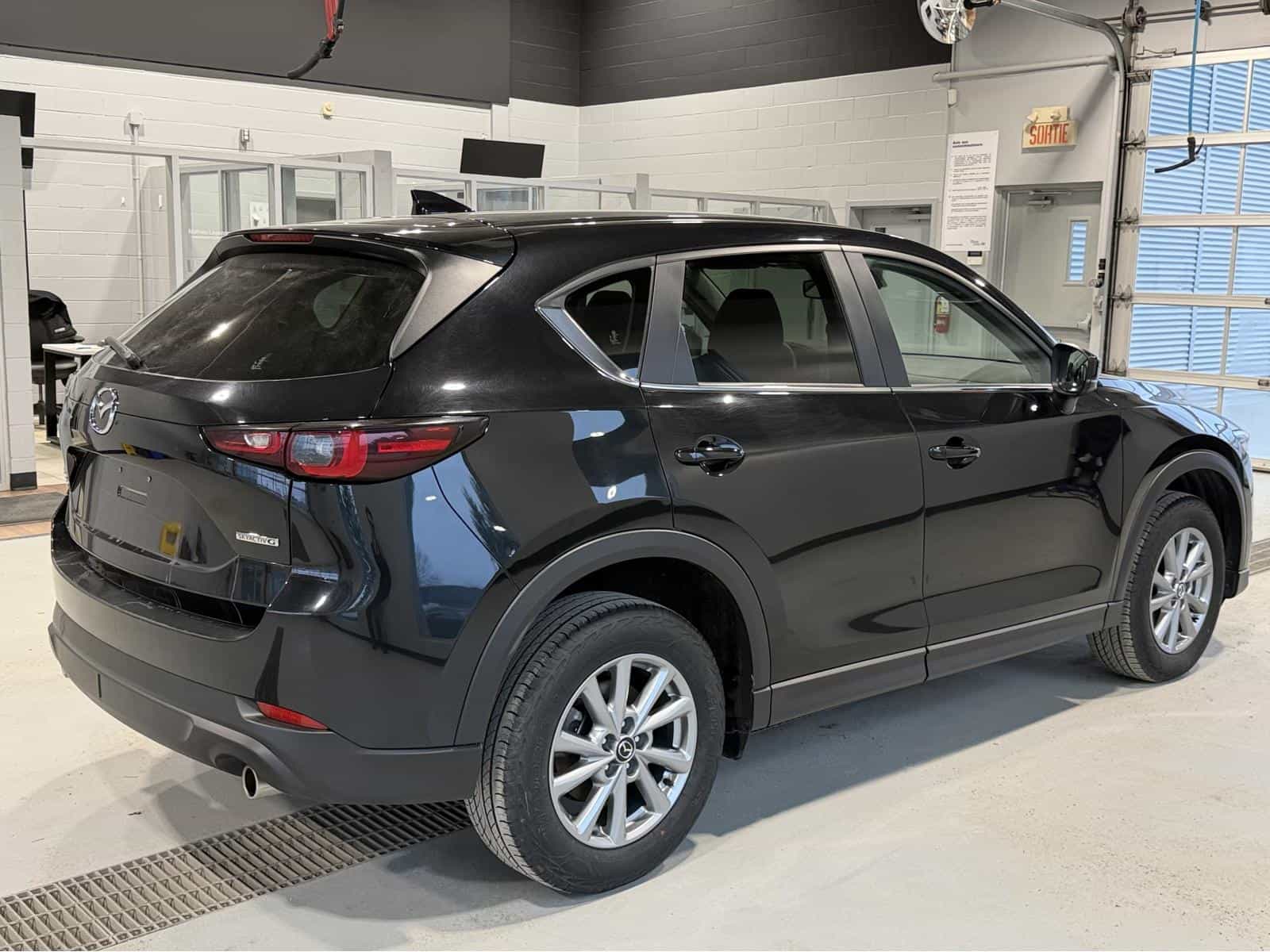 Image 6 Mazda CX-5 GS AWD 2025