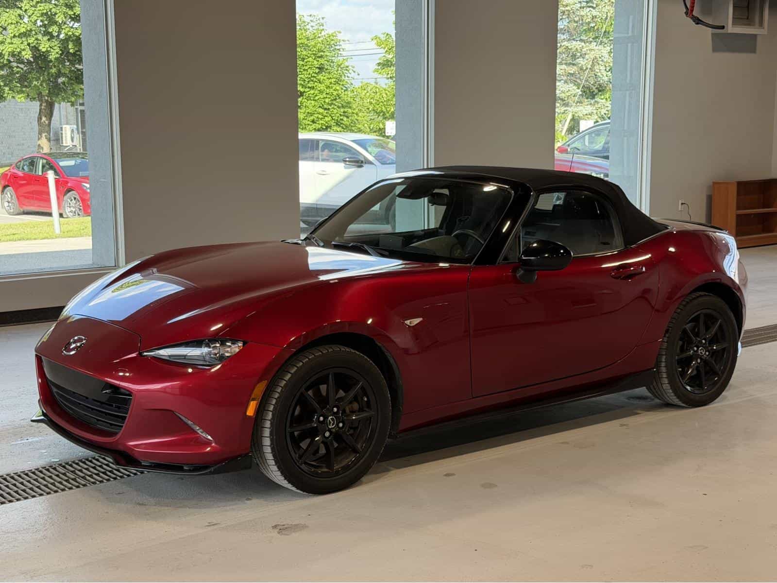 Image 1 Mazda MX-5 GS 2019
