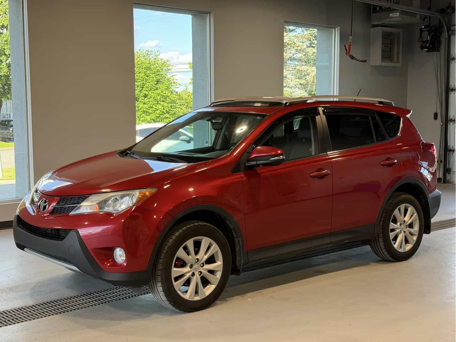 2015 Toyota Rav4 Limited - Image 1