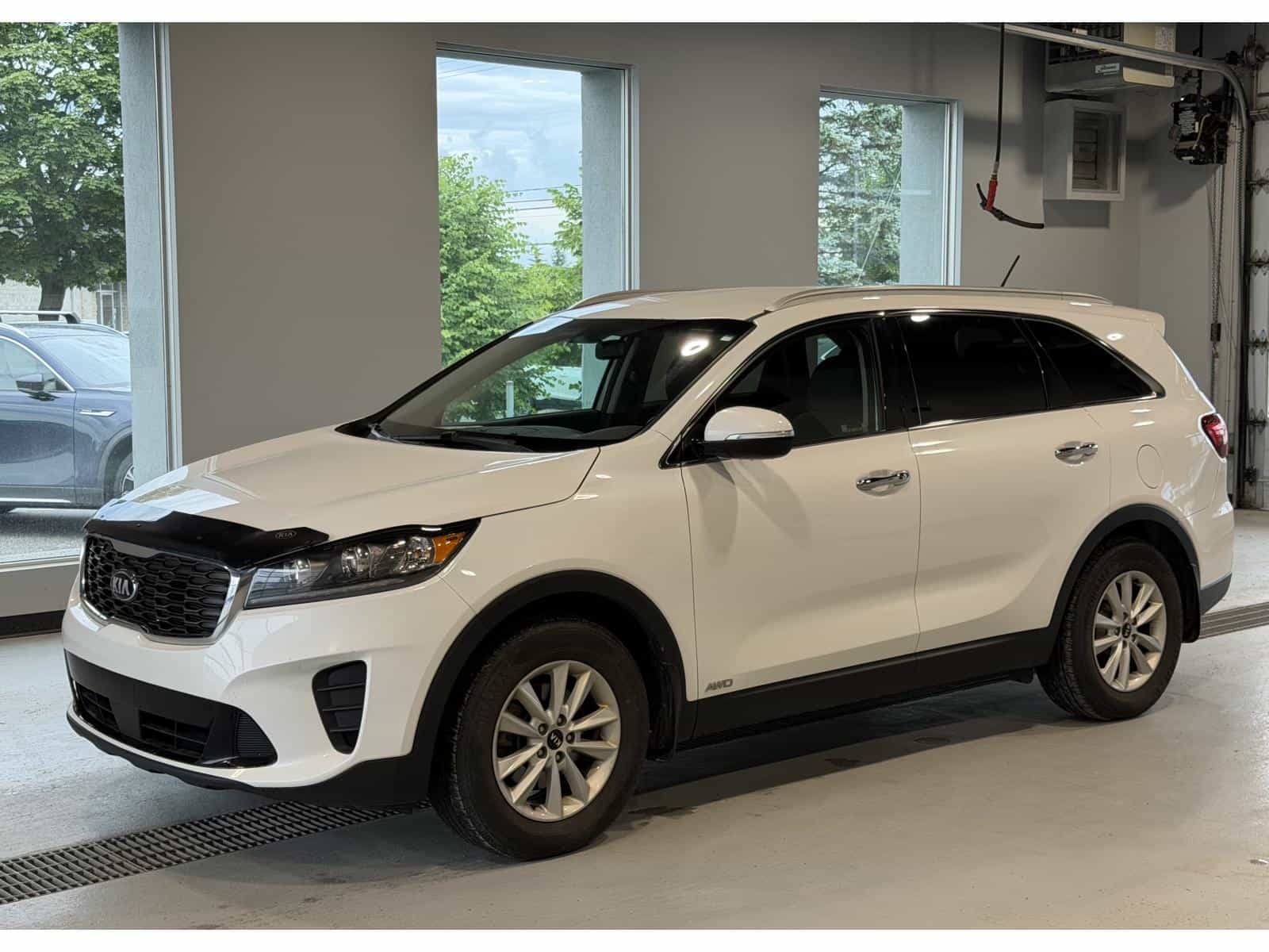 Image 1 Kia Sorento LX V6 2020