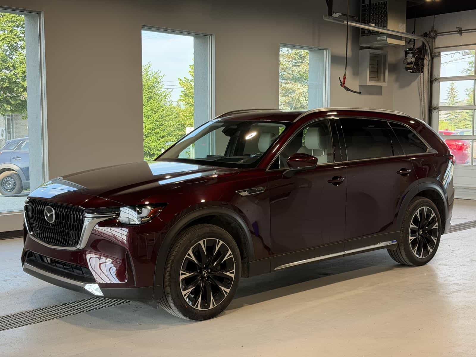 2024 Mazda CX-90 PHEV GT PHEV - Image 1