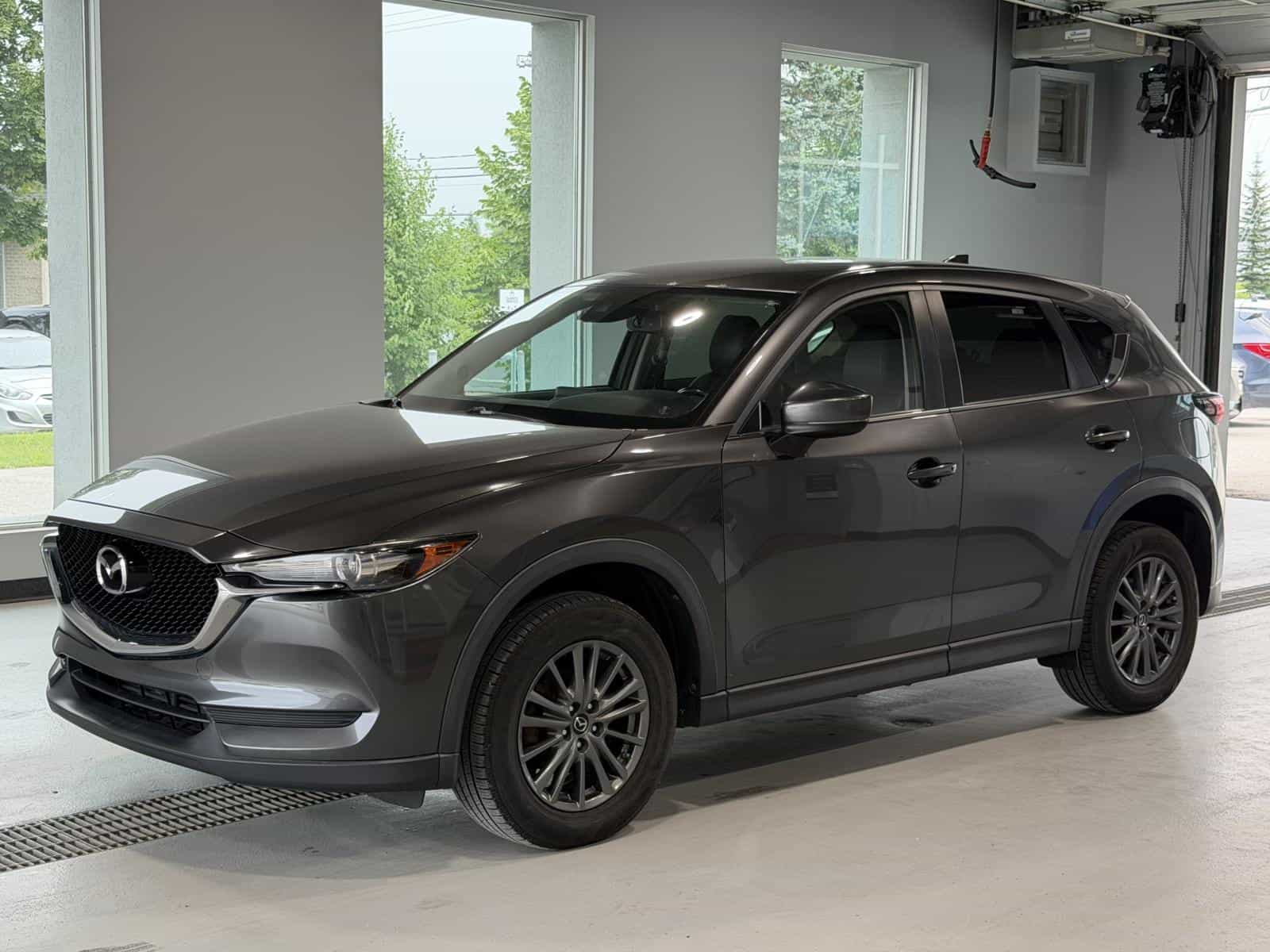 2017 Mazda CX-5 GS - Image 1